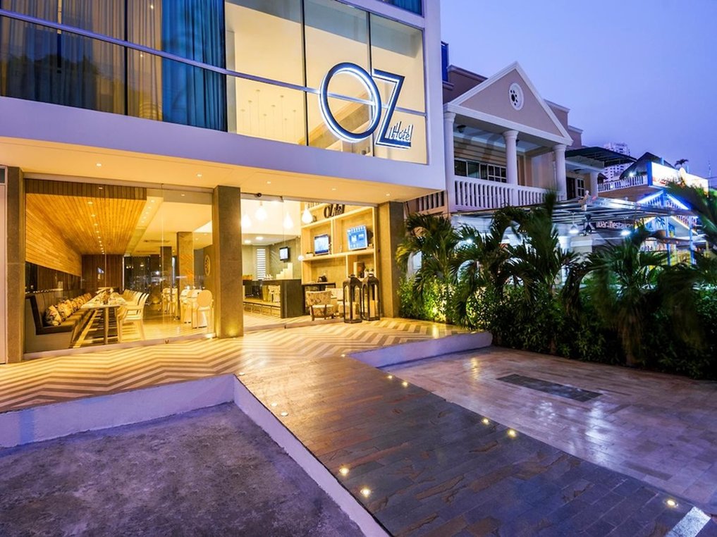 Oz Hotel by null