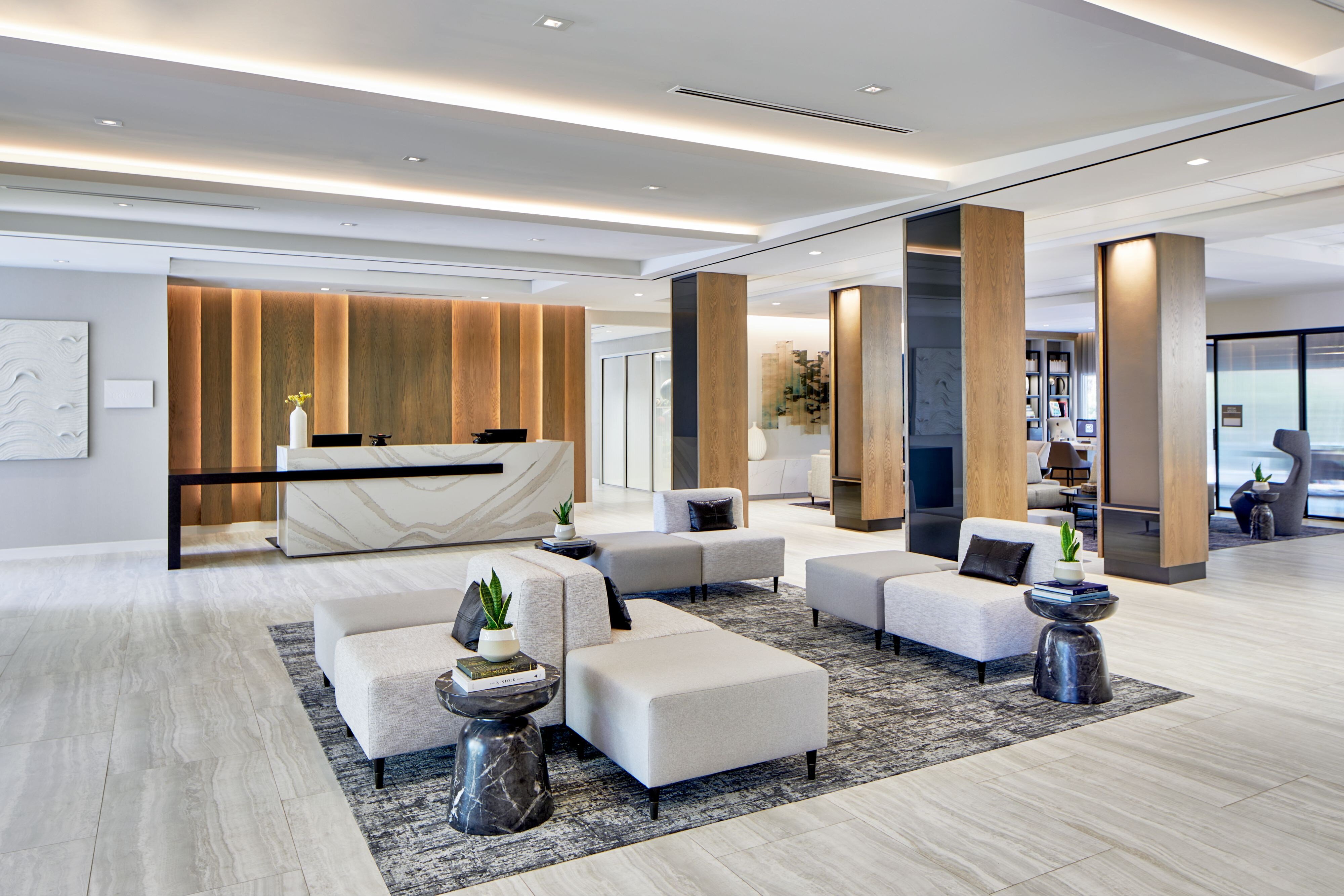 Radisson Hotel Orlando - Lake Buena Vista by null
