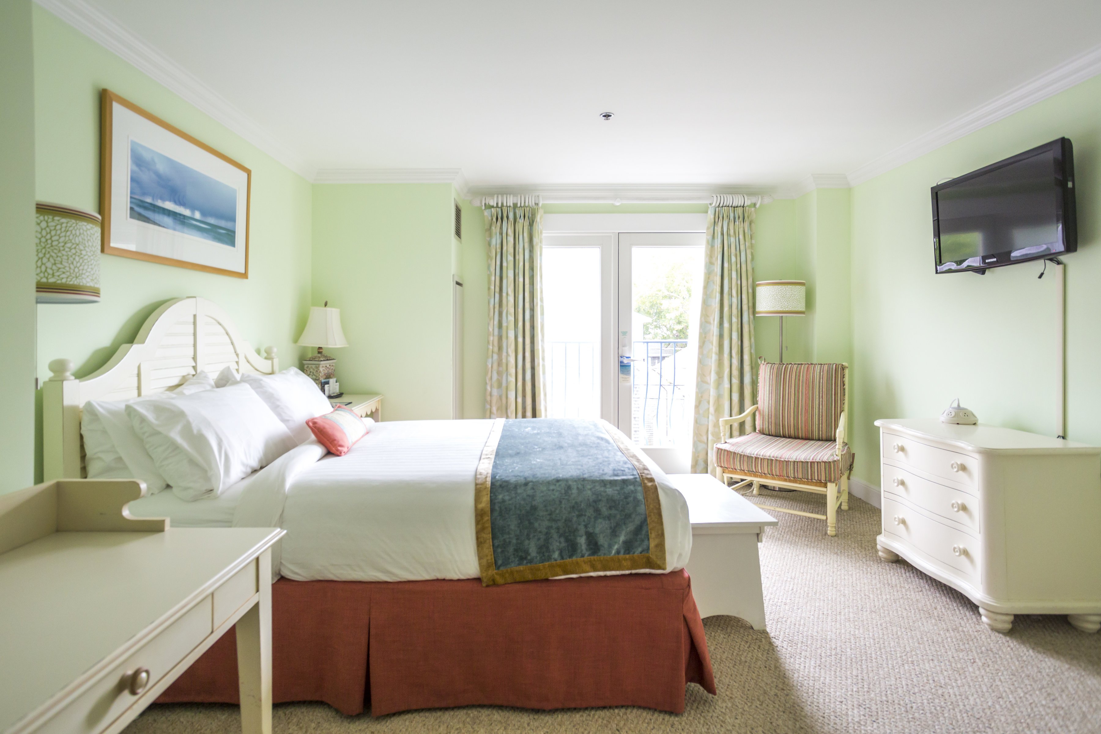 Mansion House Inn on Martha's Vineyard by null