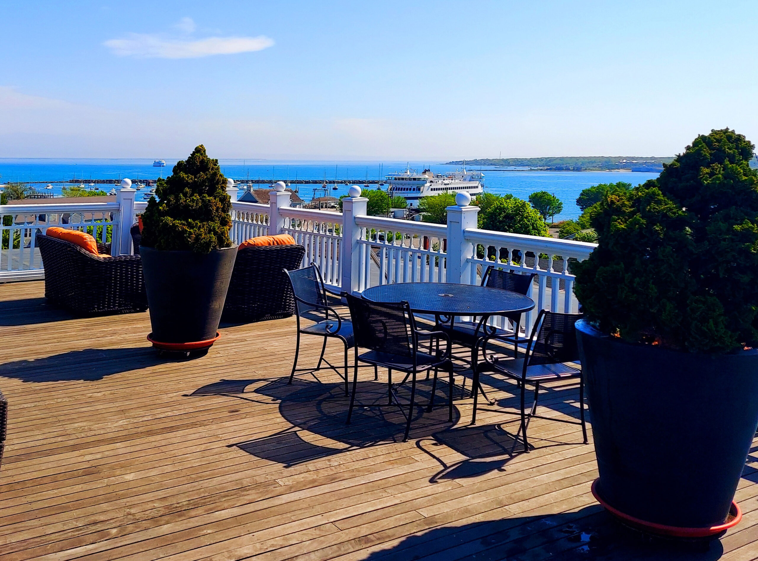 Mansion House Inn on Martha's Vineyard by null