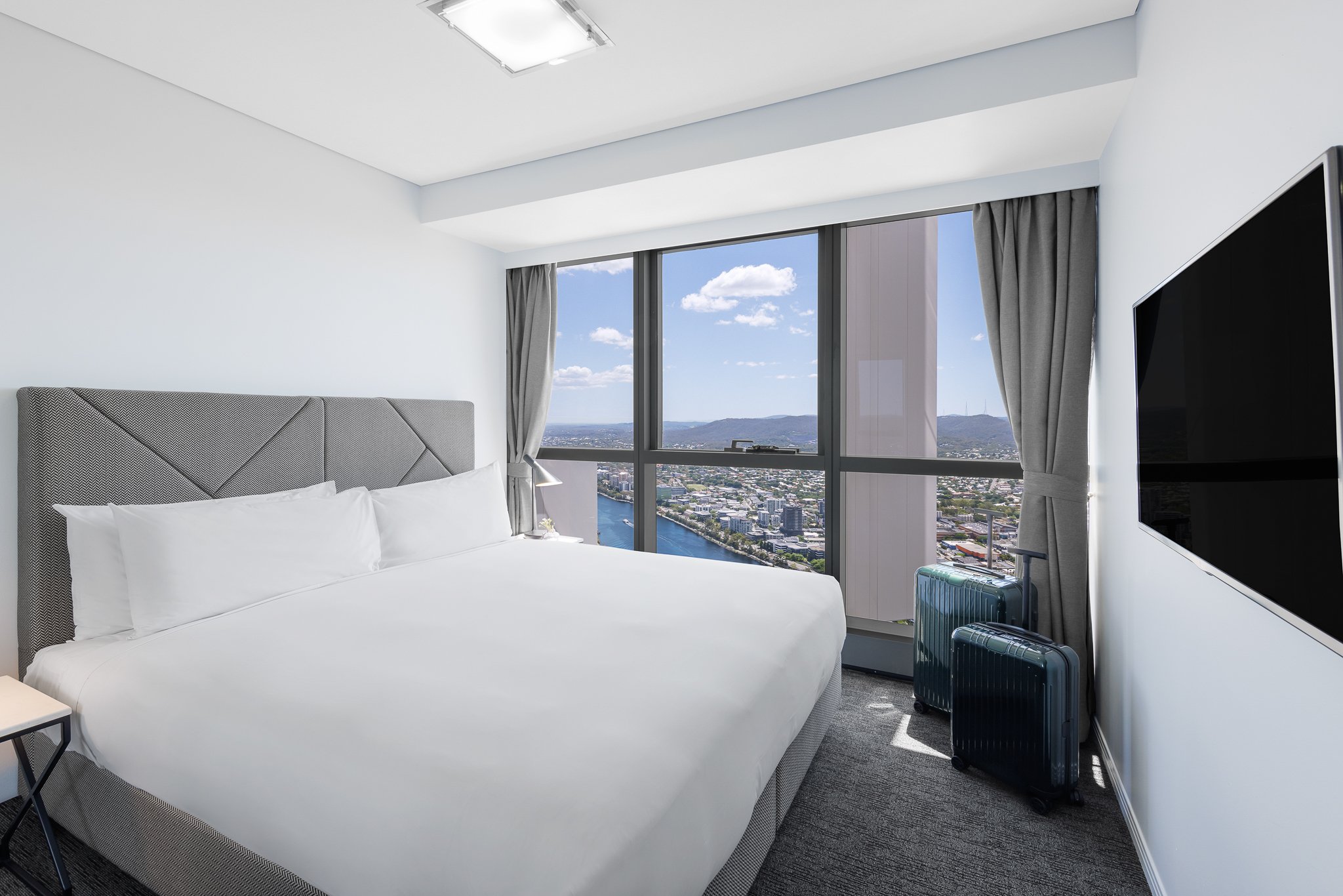 Meriton Suites Herschel Street, Brisbane by null