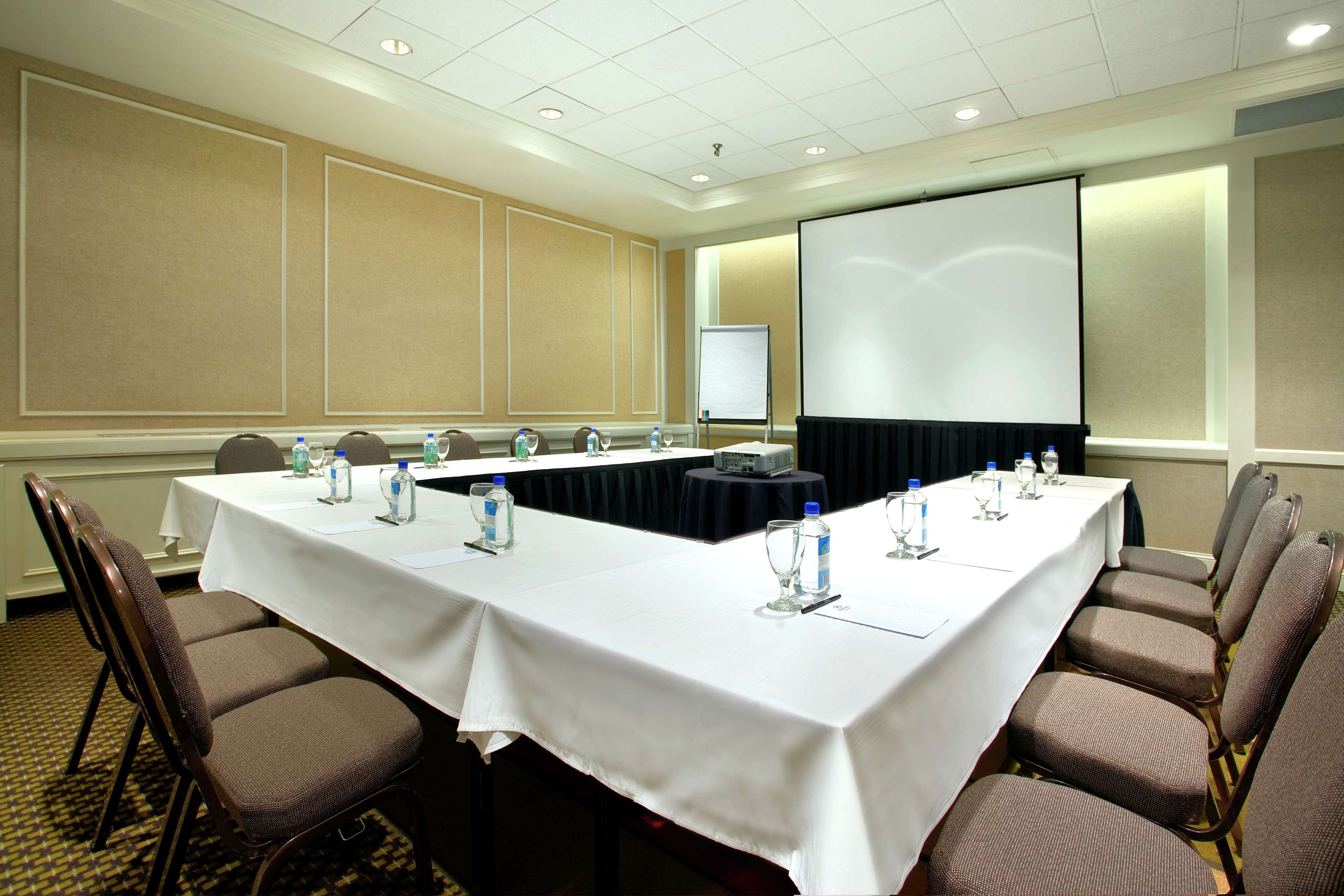 DoubleTree by Hilton Hartford Downtown by null