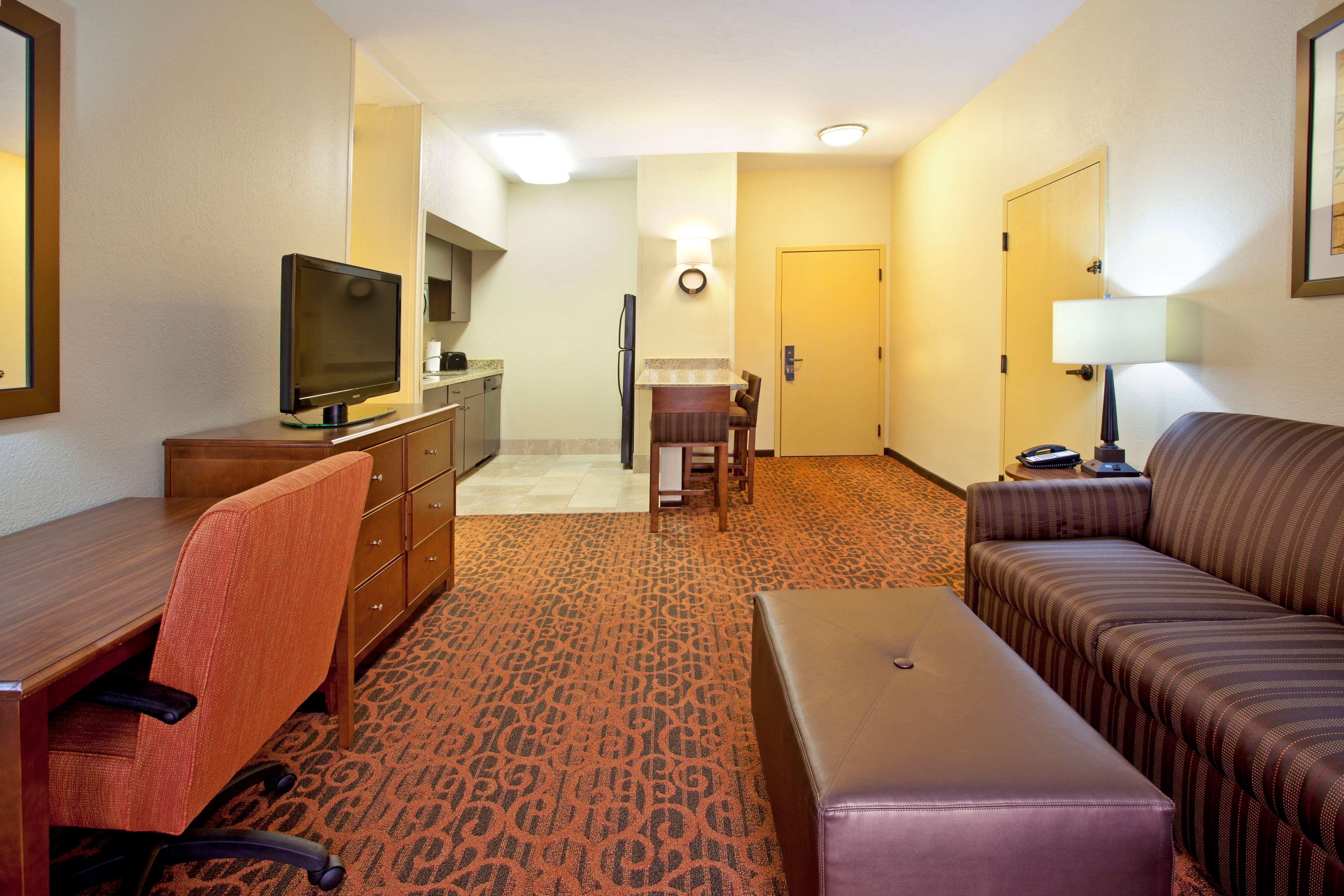 Hampton Inn & Suites El Paso-Airport by null