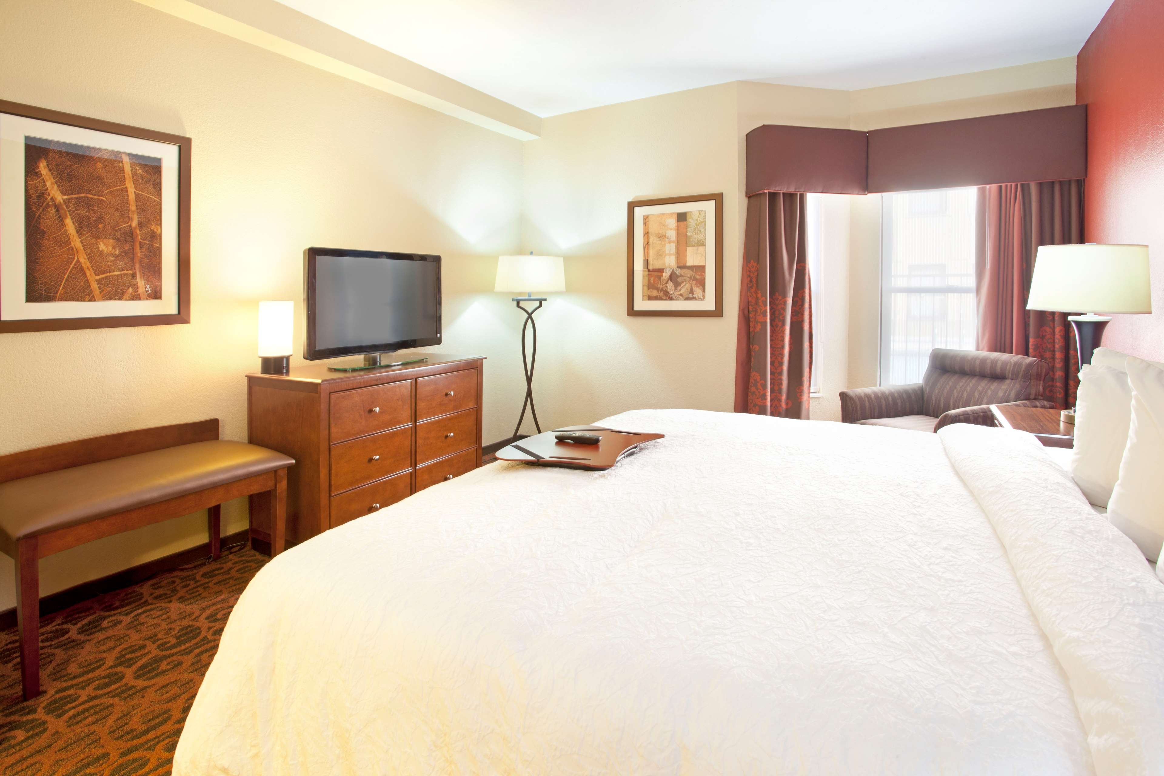 Hampton Inn & Suites El Paso-Airport by null