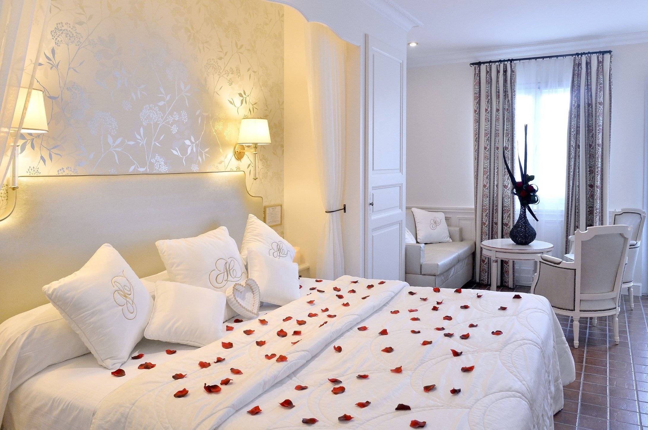 Auberge de Cassagne & Spa | Hotel 5 étoiles Avignon by null