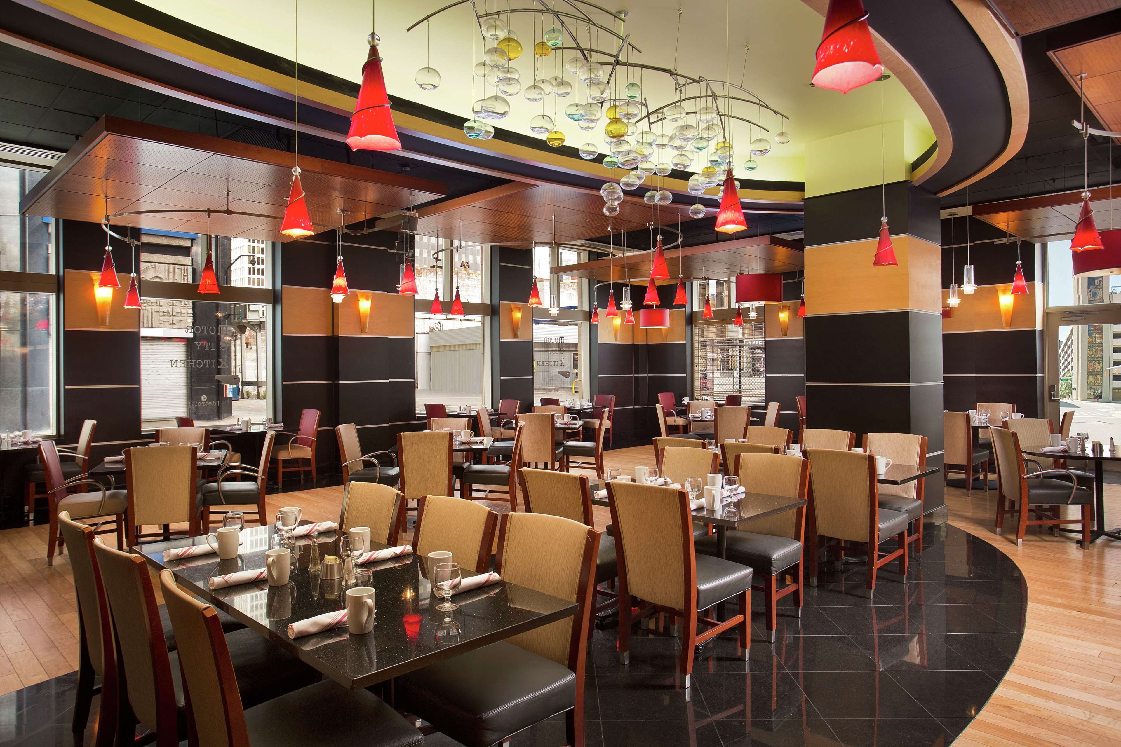 DoubleTree Suites by Hilton Hotel Detroit Downtown - Fort Shelby by null