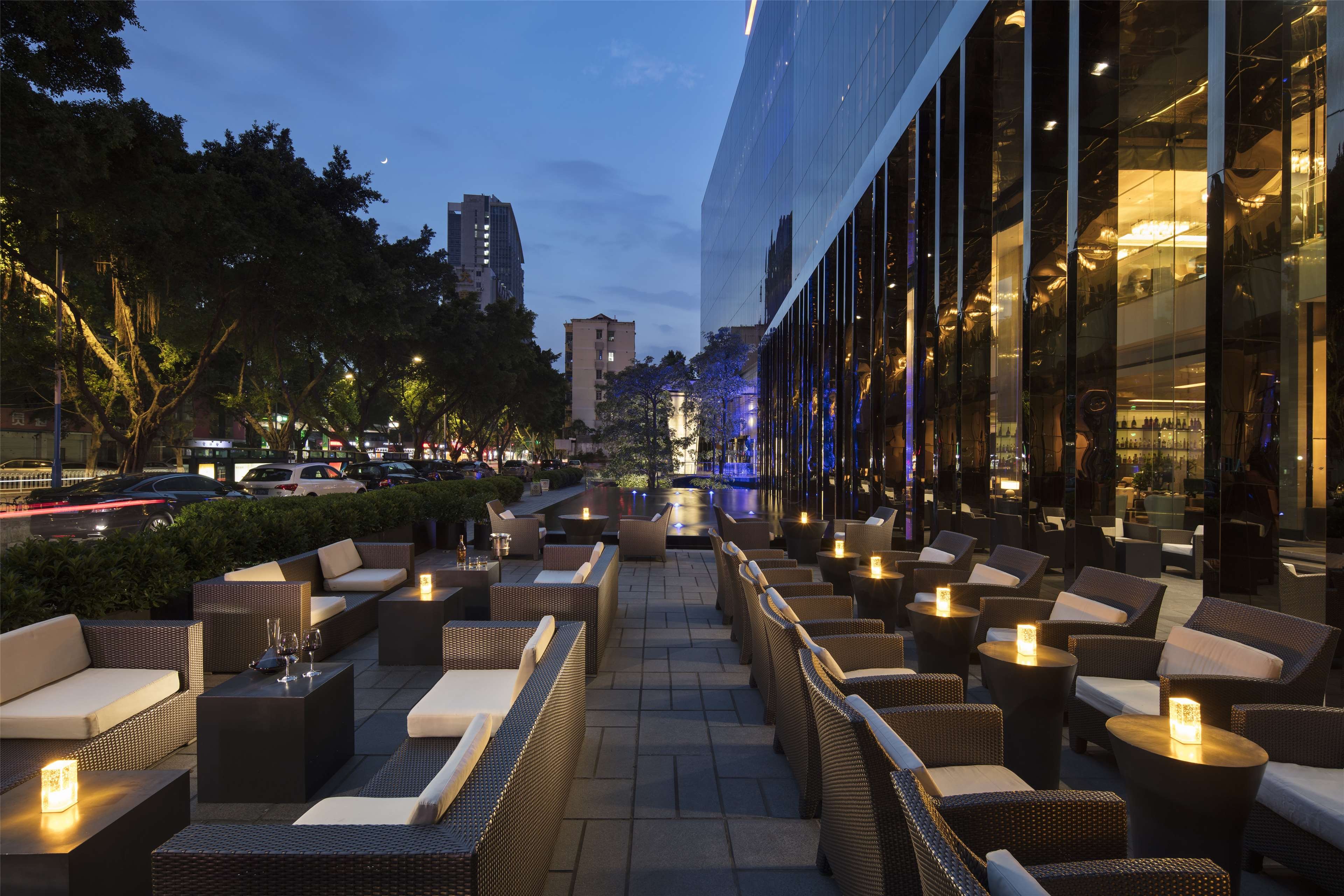 Hilton Guangzhou Tianhe by null