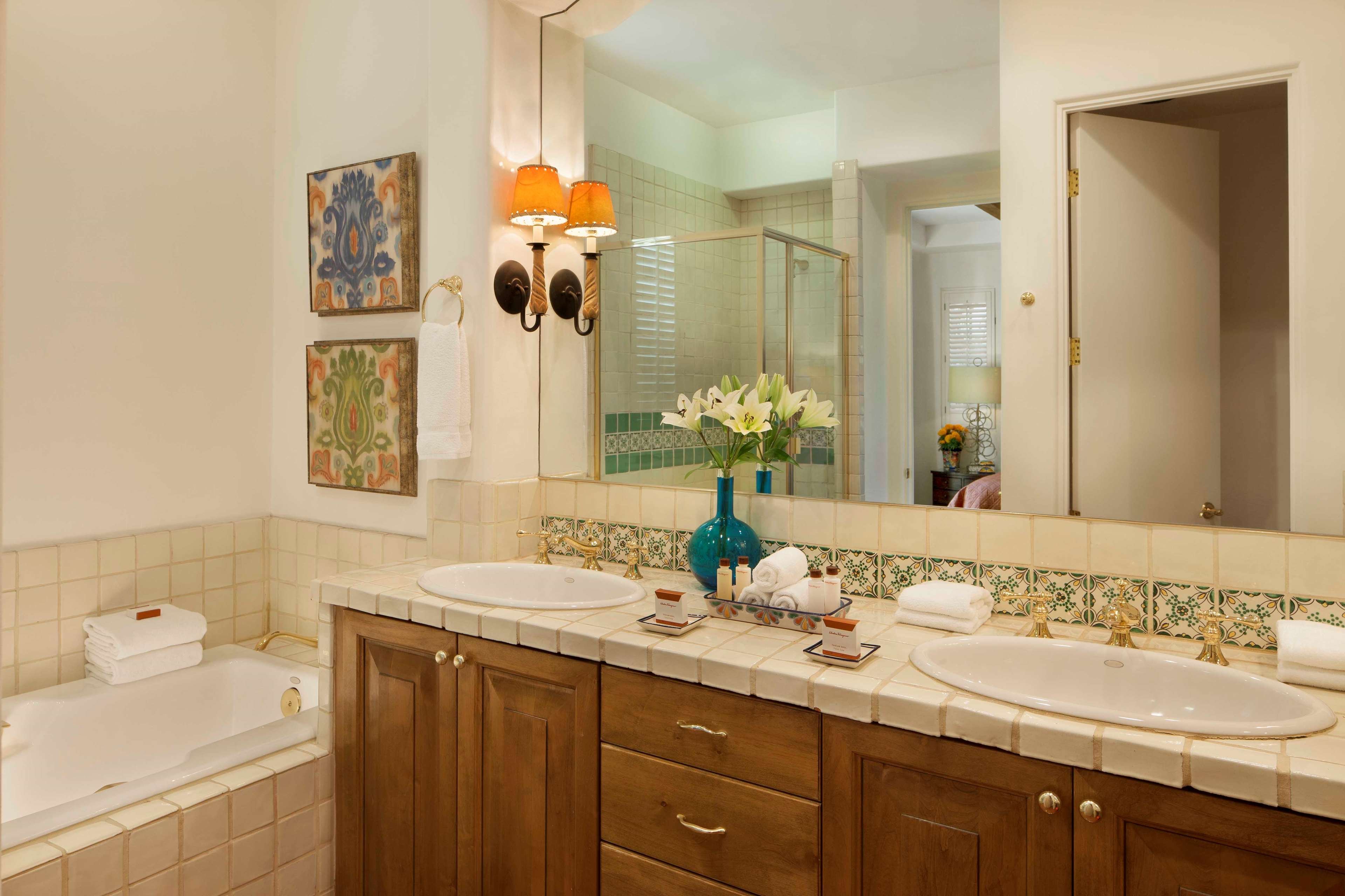 La Quinta Resort & Club, Curio Collection by Hilton by null