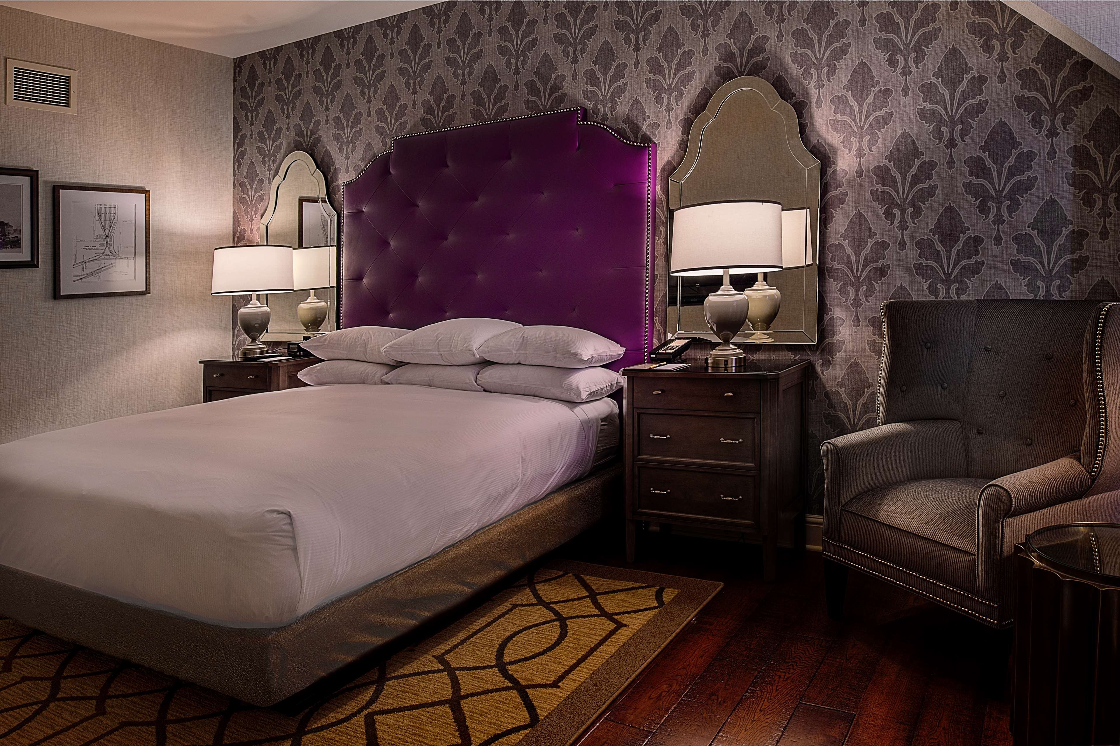 St. Louis Union Station Hotel, Curio Collection by Hilton by null