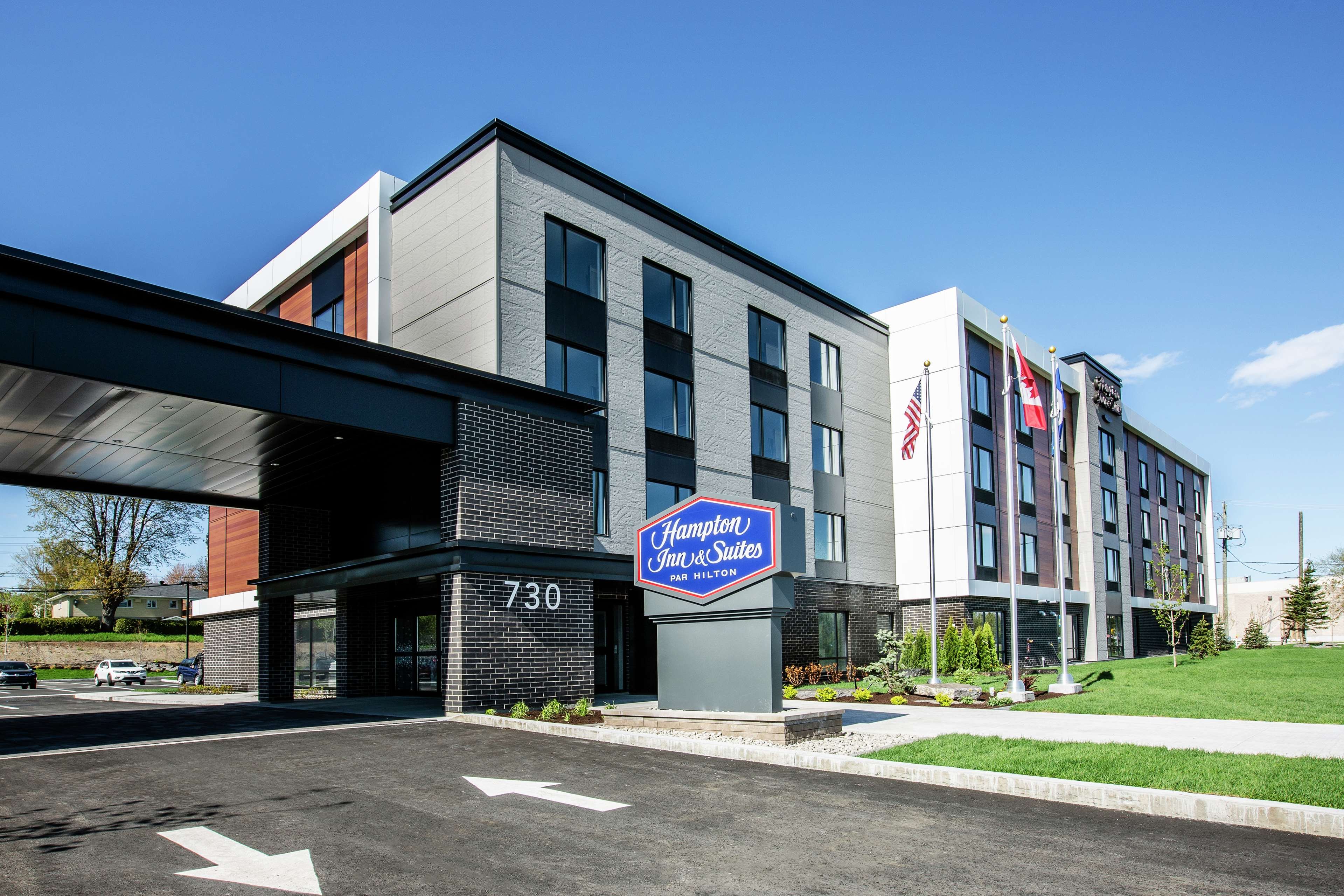 Hampton Inn & Suites by Hilton Quebec City Beauport image