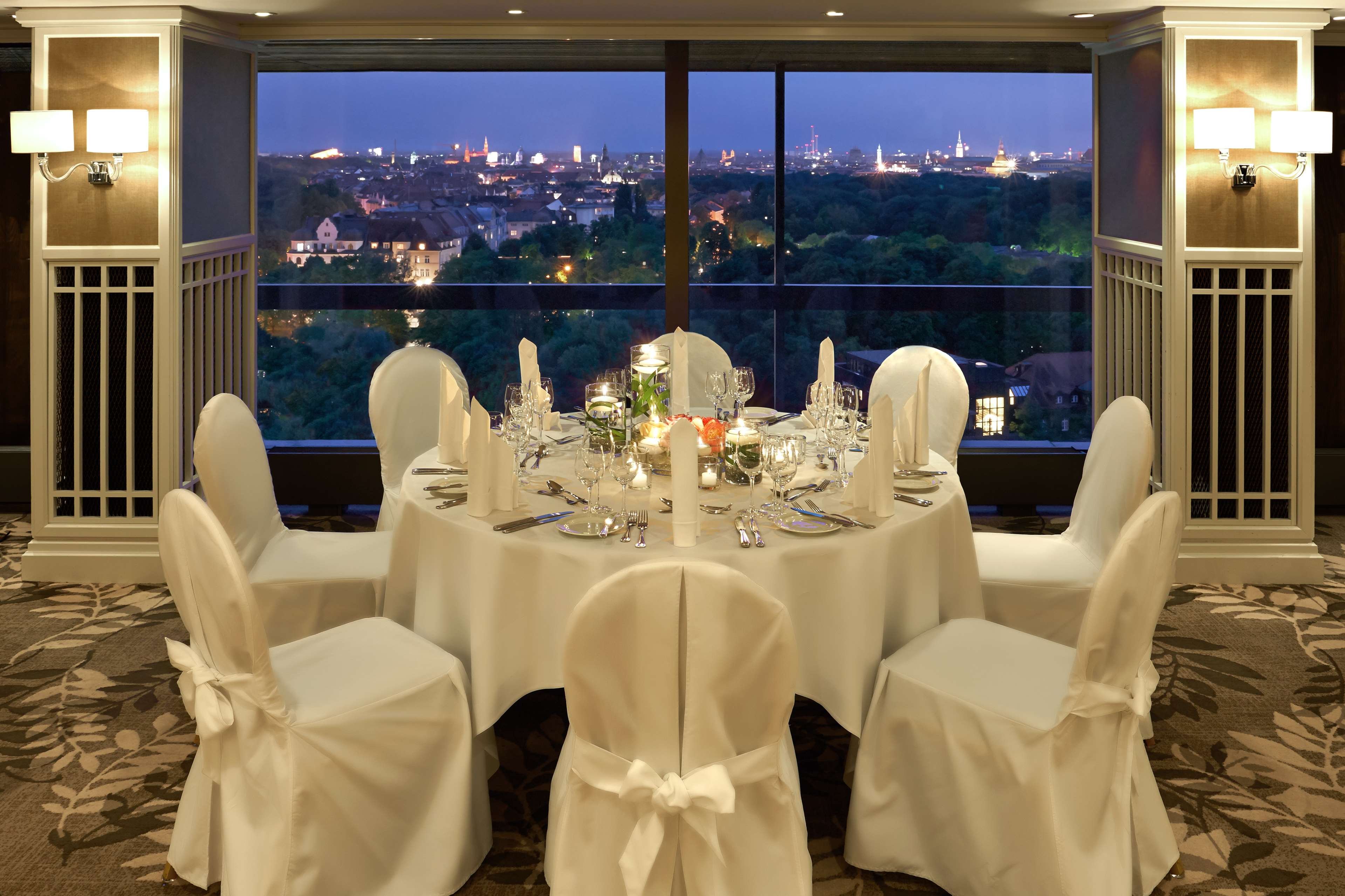 Hilton Munich Park by null