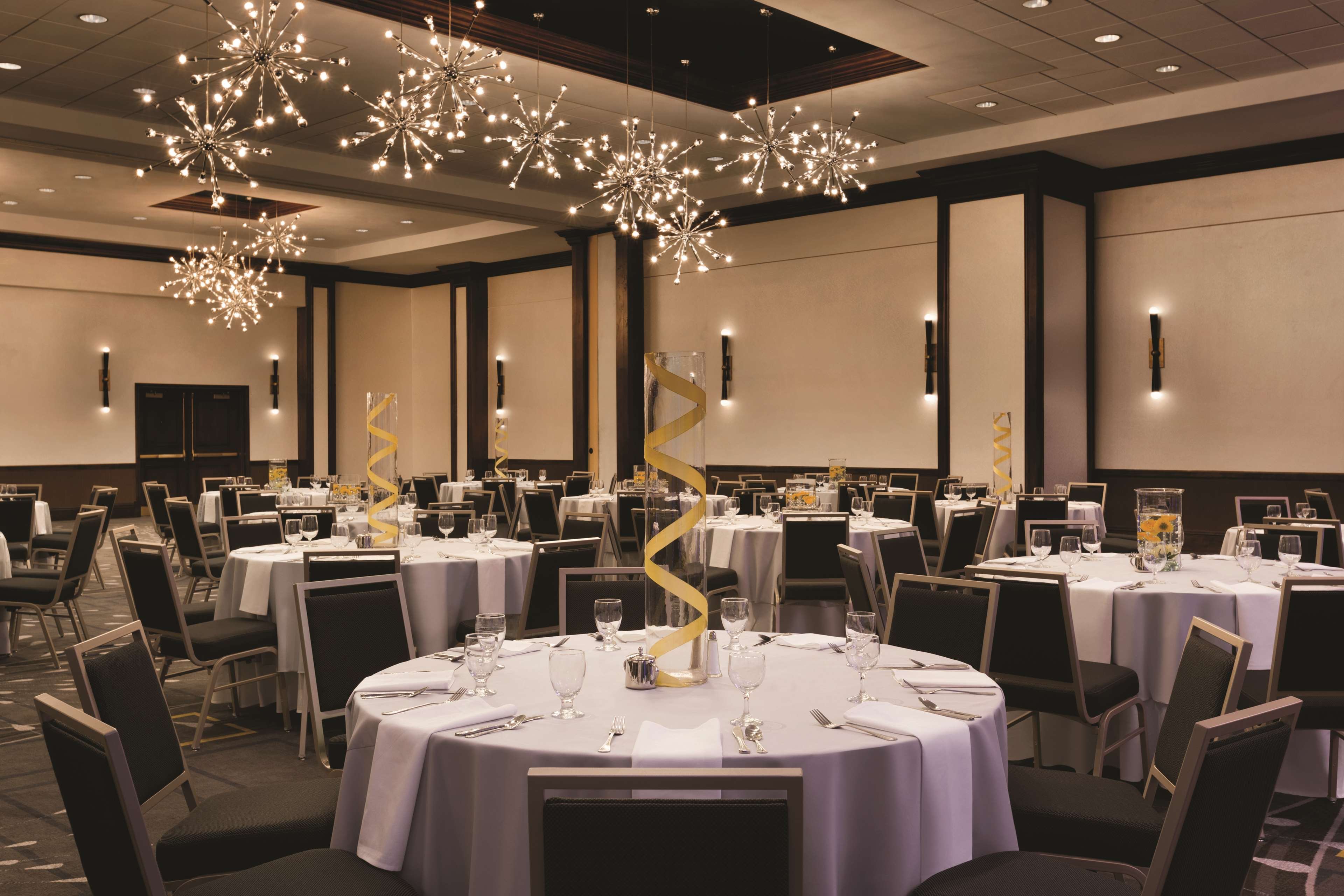 The American Hotel Atlanta Downtown, Tapestry Collection by Hilton by null