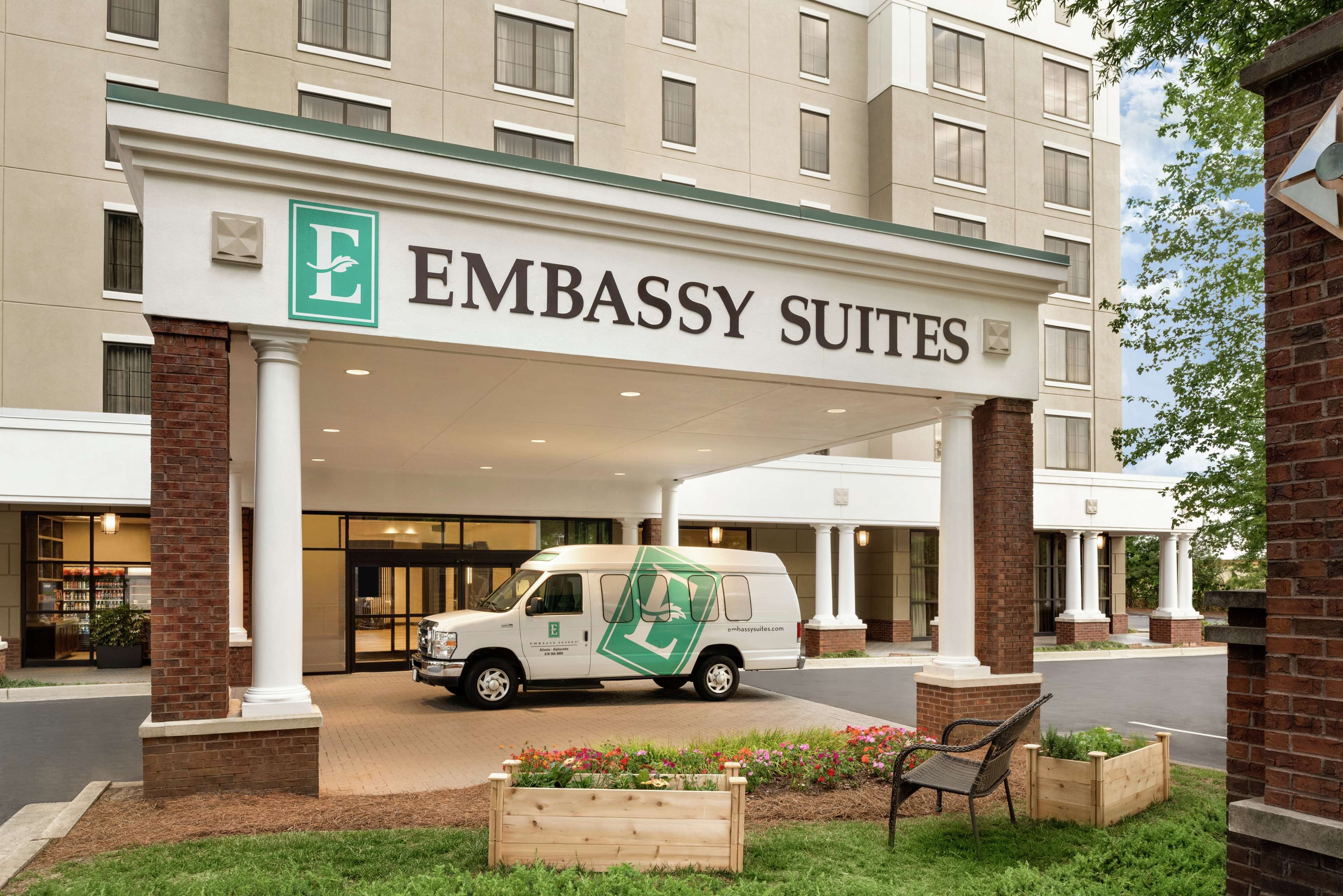Embassy Suites by Hilton Atlanta Alpharetta image