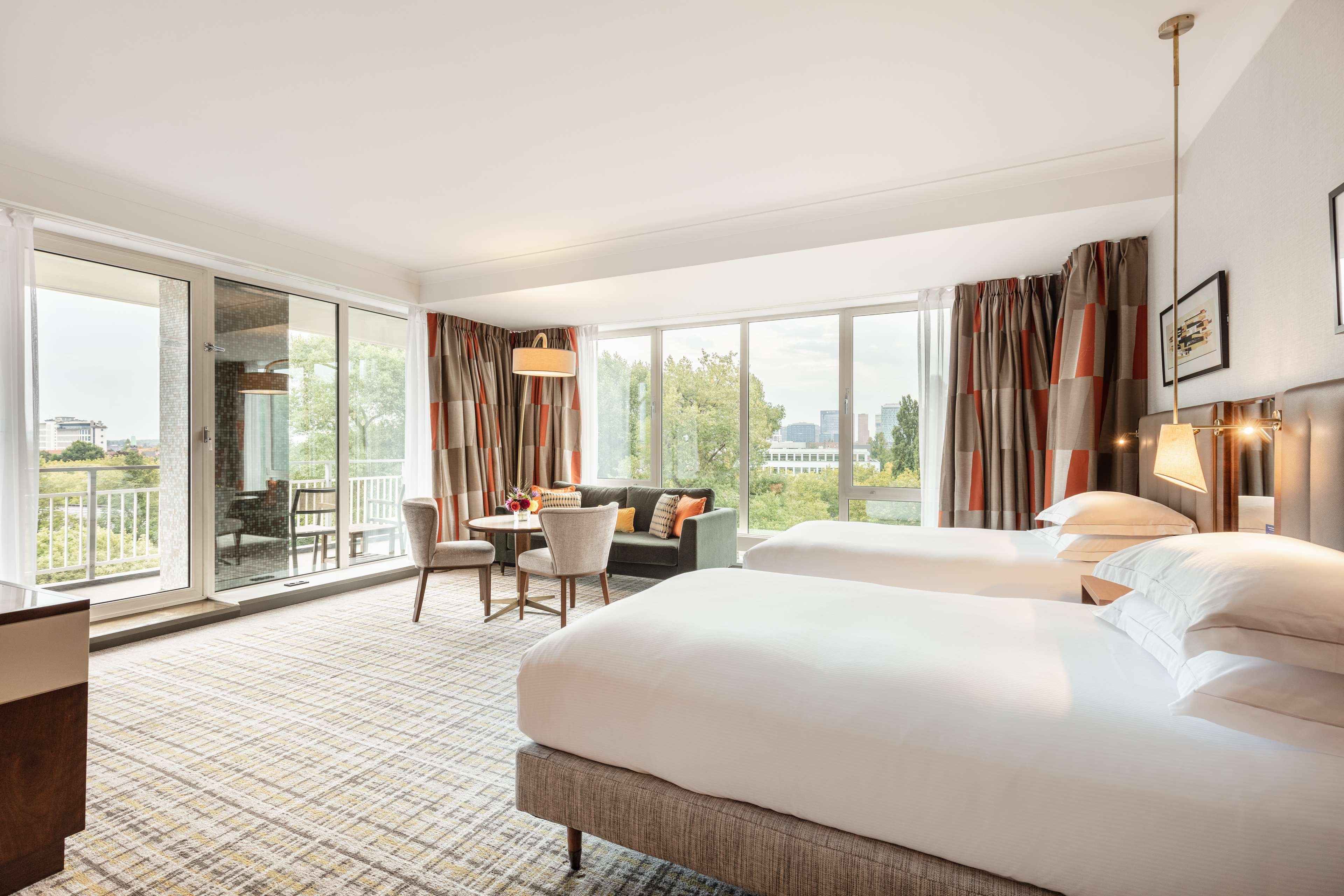 Hilton Amsterdam by null