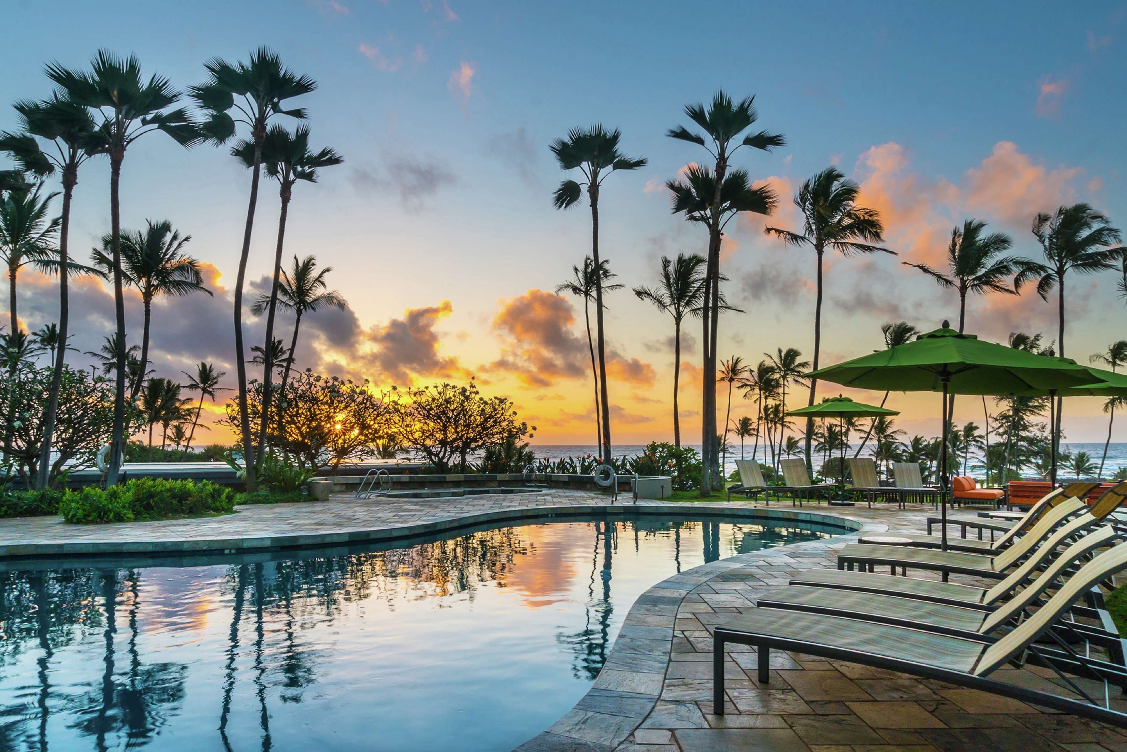 Aston Aloha Beach Hotel by null