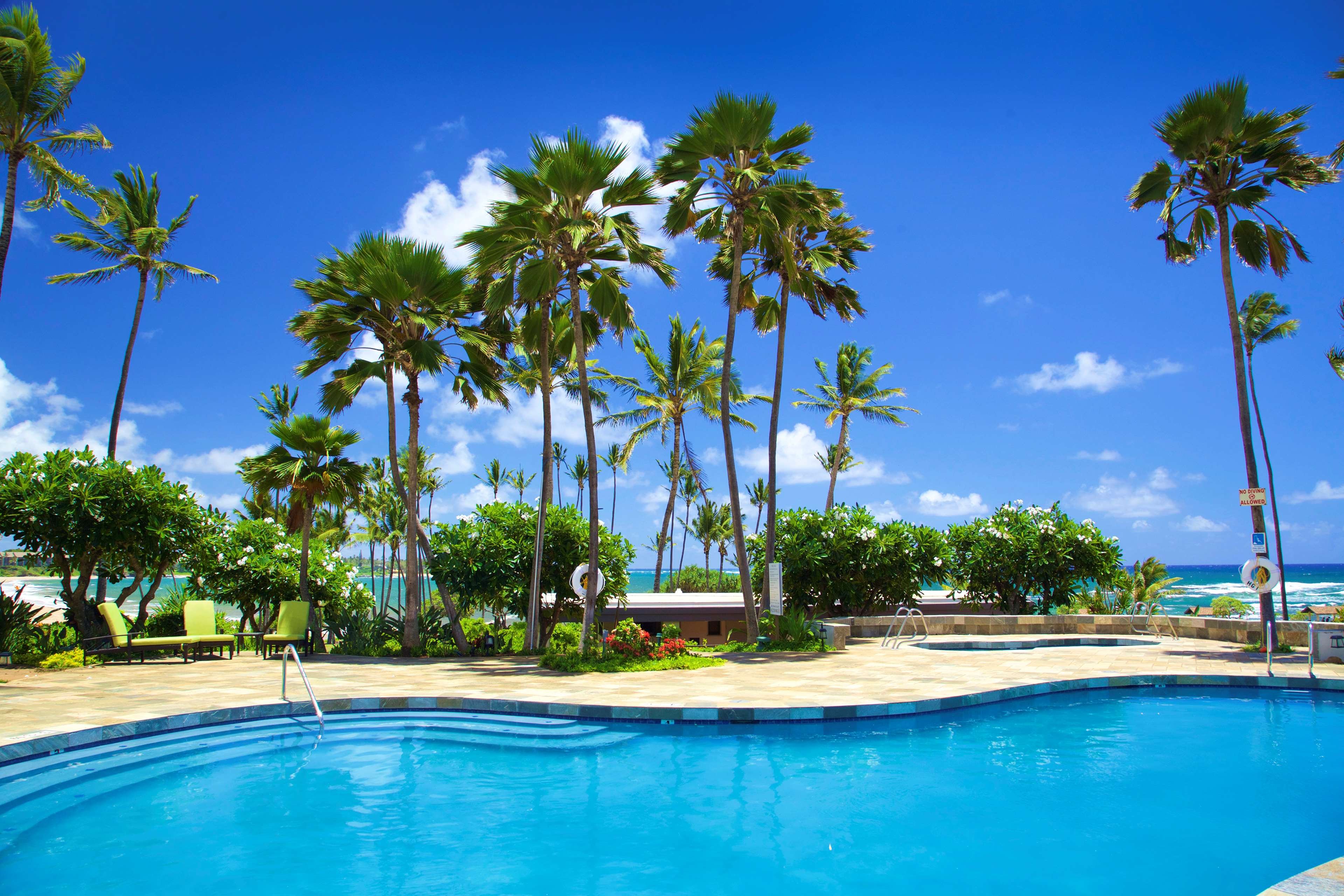 Aston Aloha Beach Hotel by null