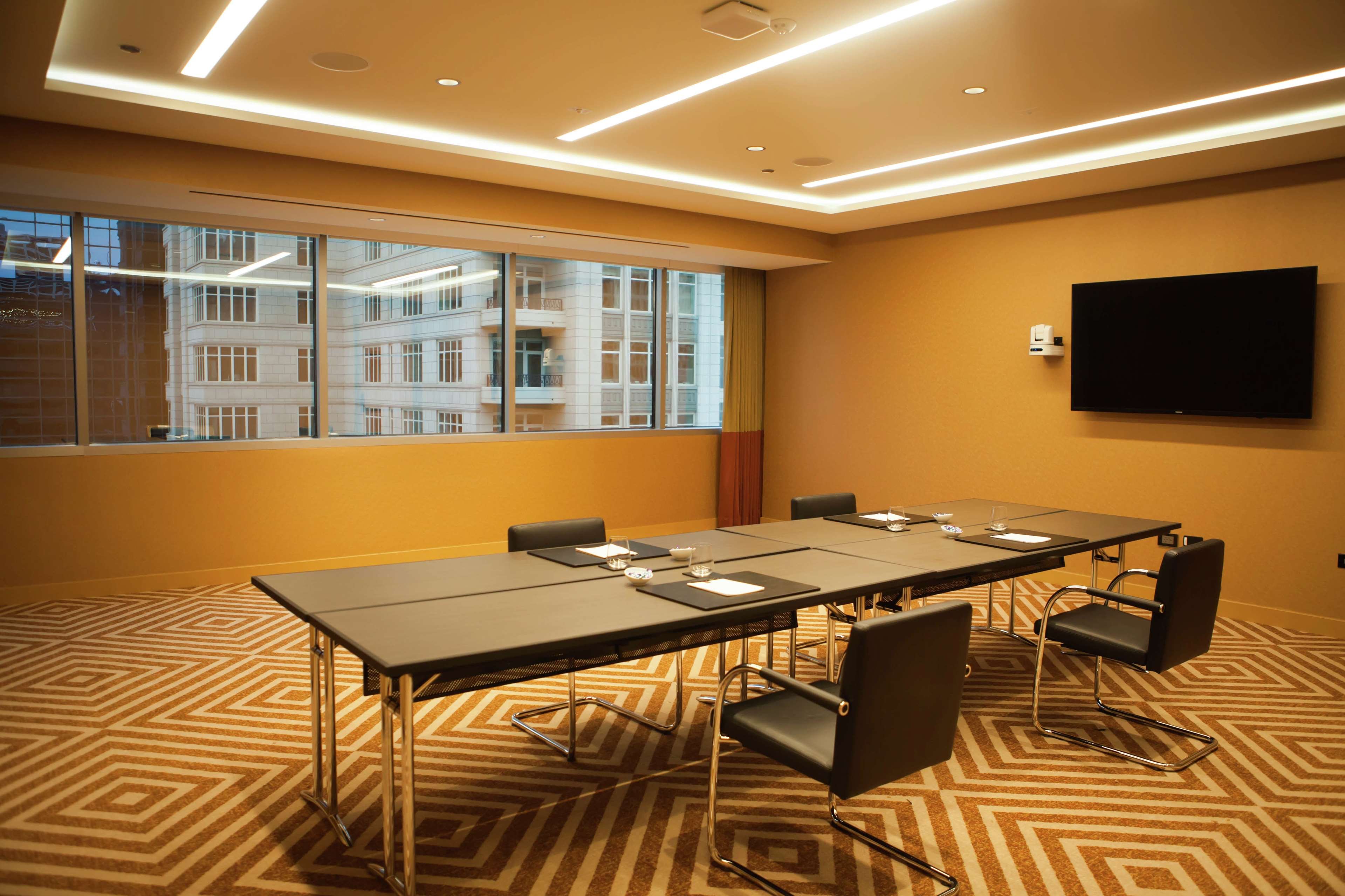 Conrad Chicago by null
