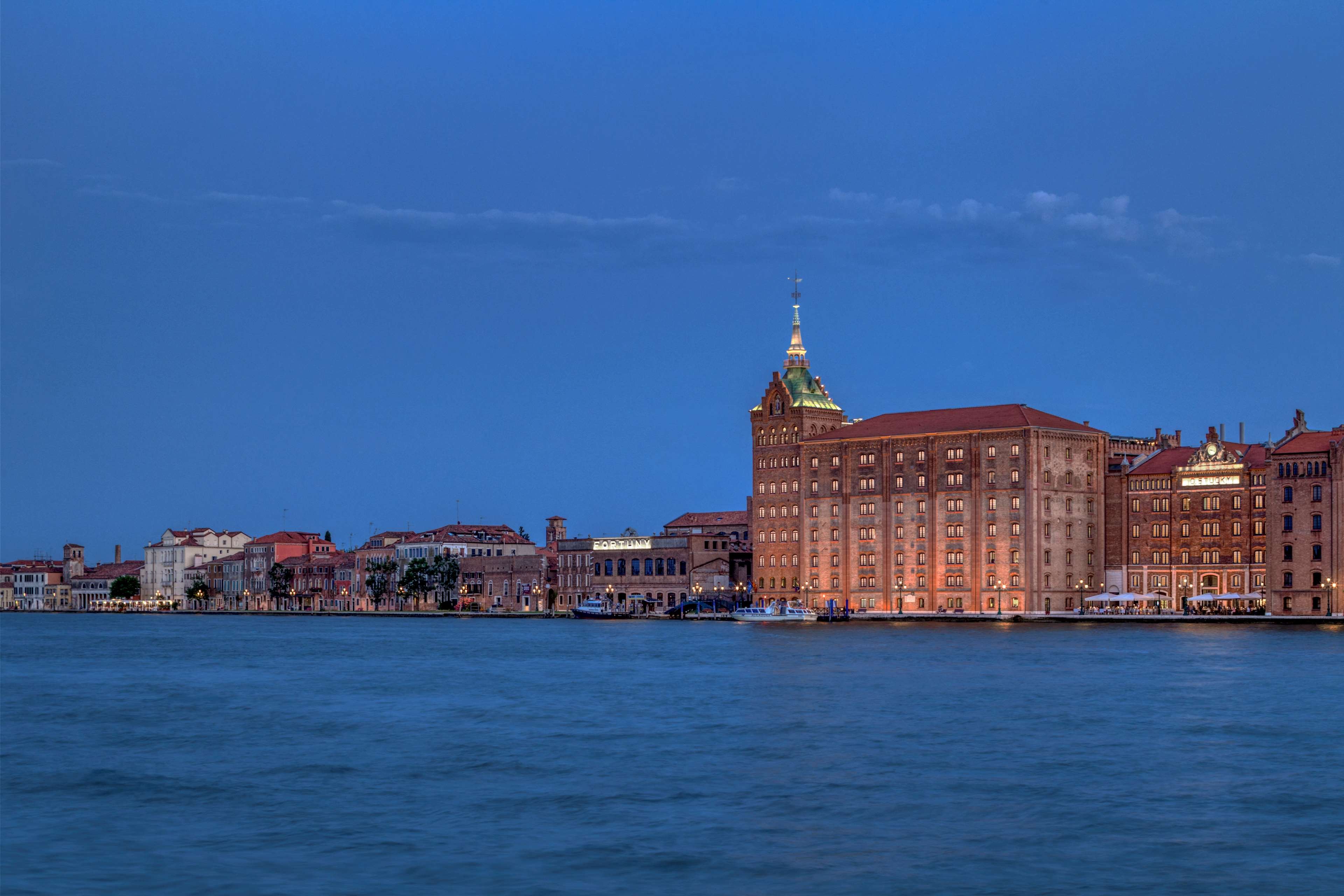 Hilton Molino Stucky Venice by Google