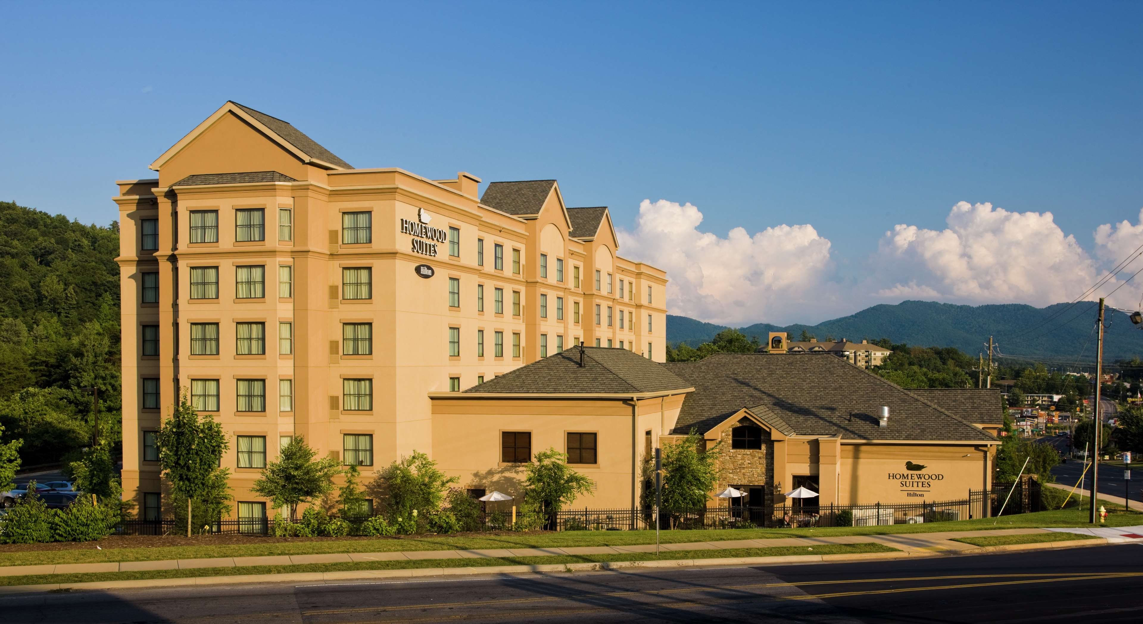 Homewood Suites by Hilton Asheville-Tunnel Road image
