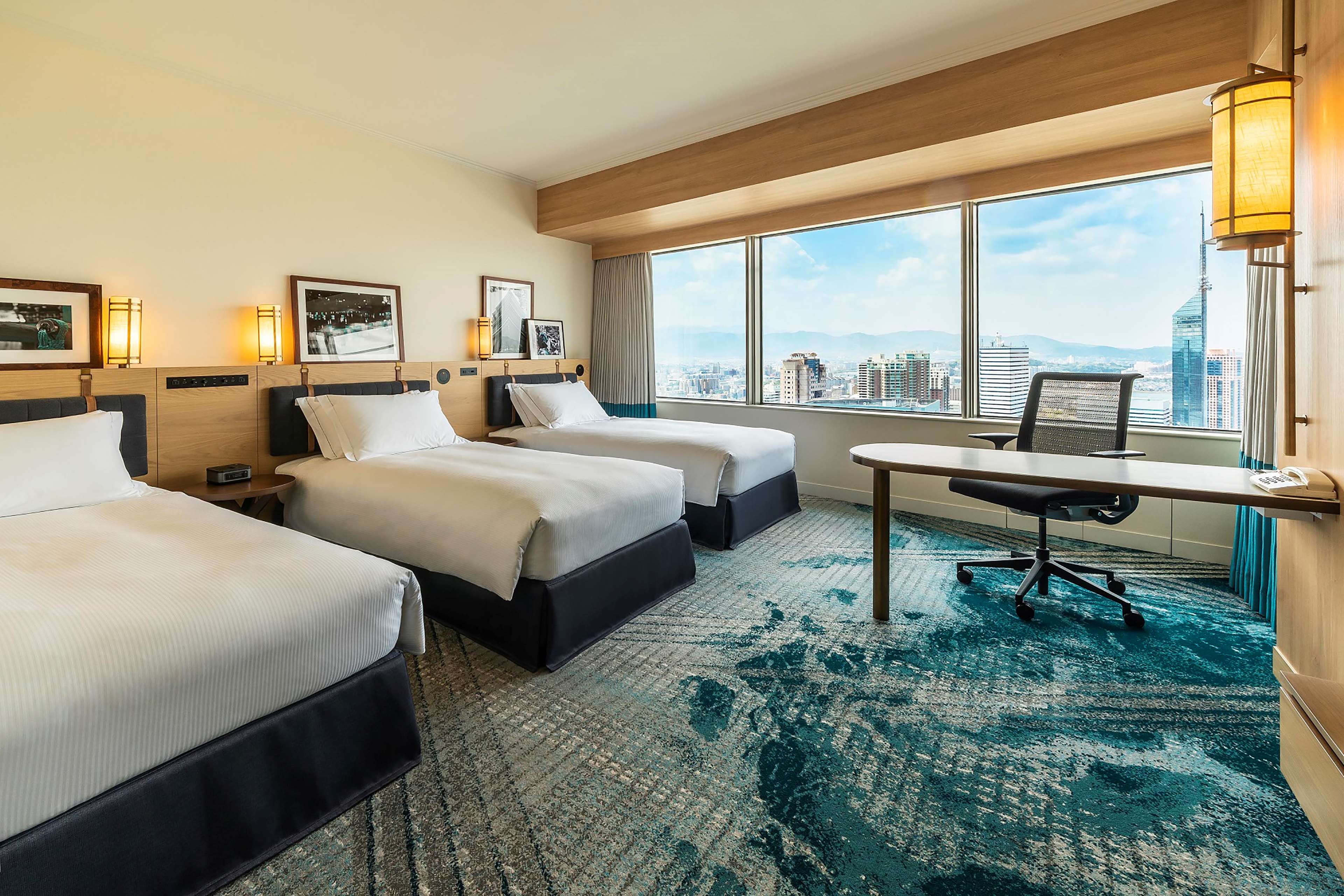 Hilton Fukuoka Sea Hawk by null