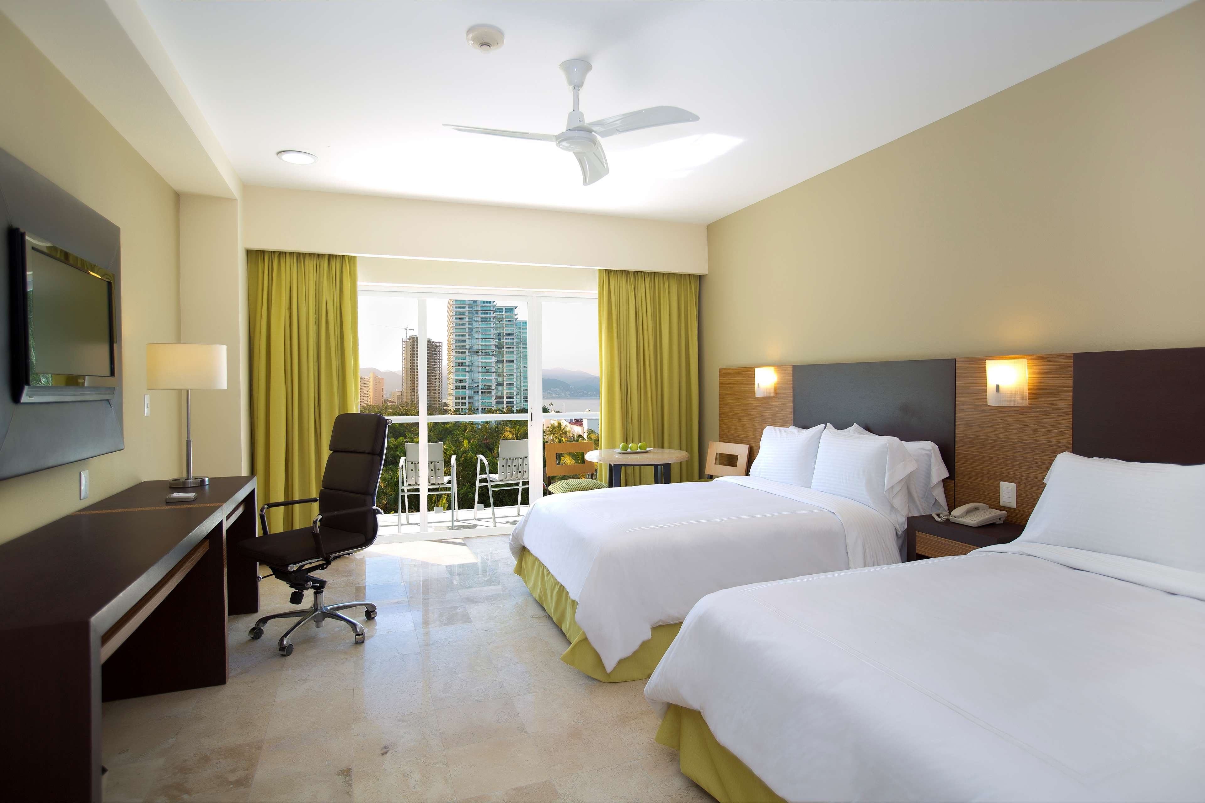 Krystal Grand Puerto Vallarta by null