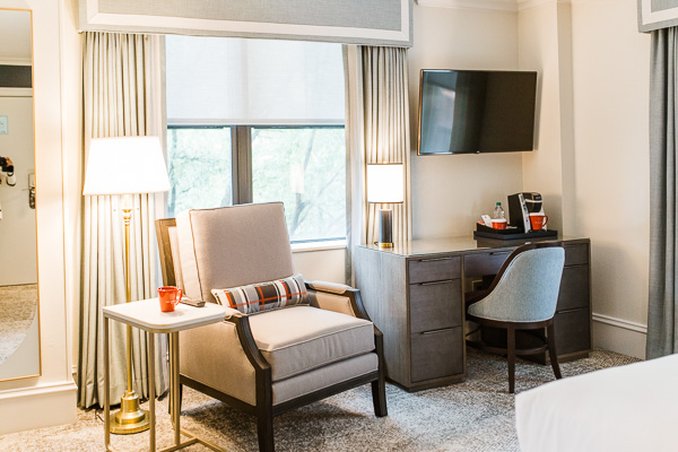 The Dunhill Hotel by null