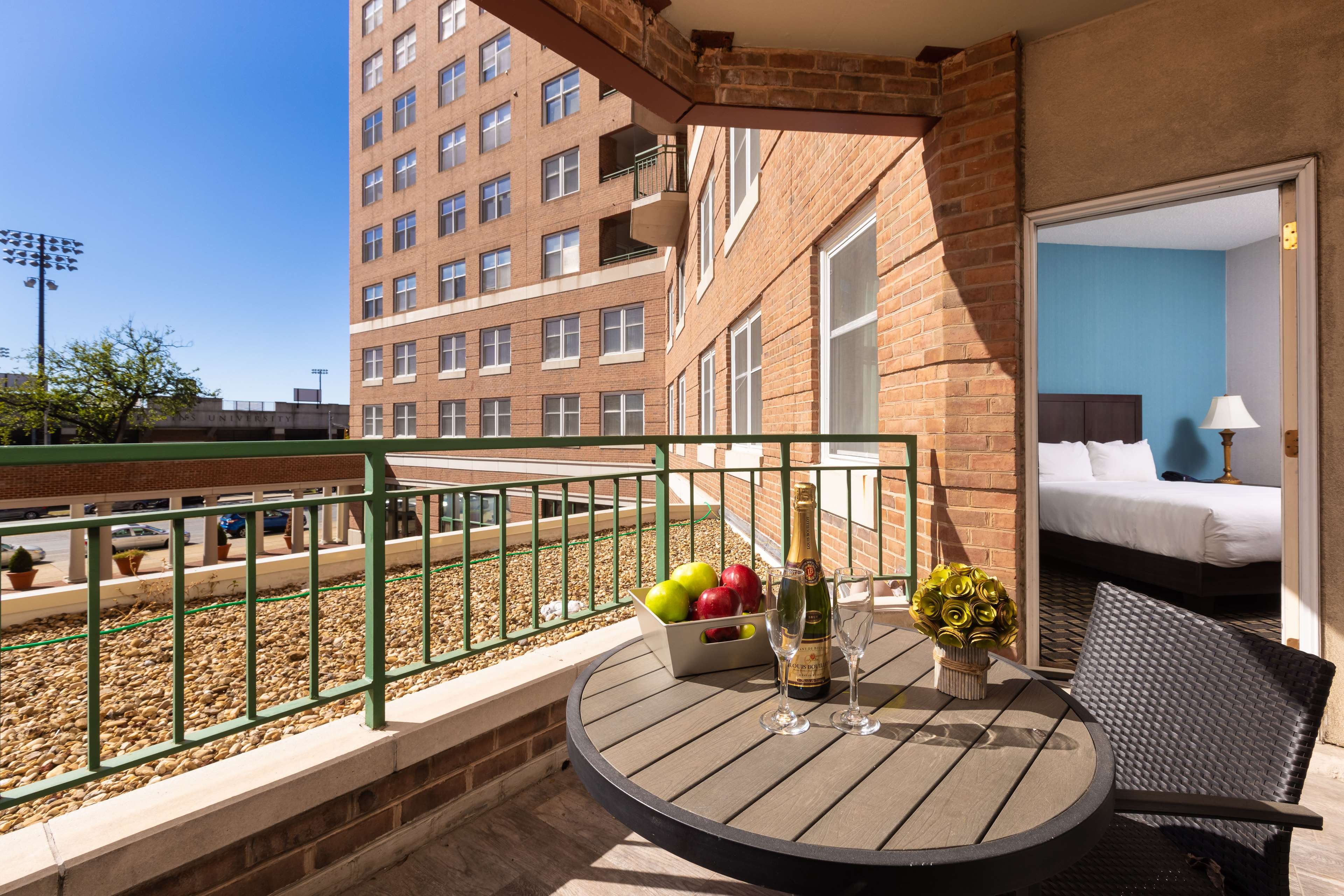 Inn At The Colonnade Baltimore - a DoubleTree by Hilton image