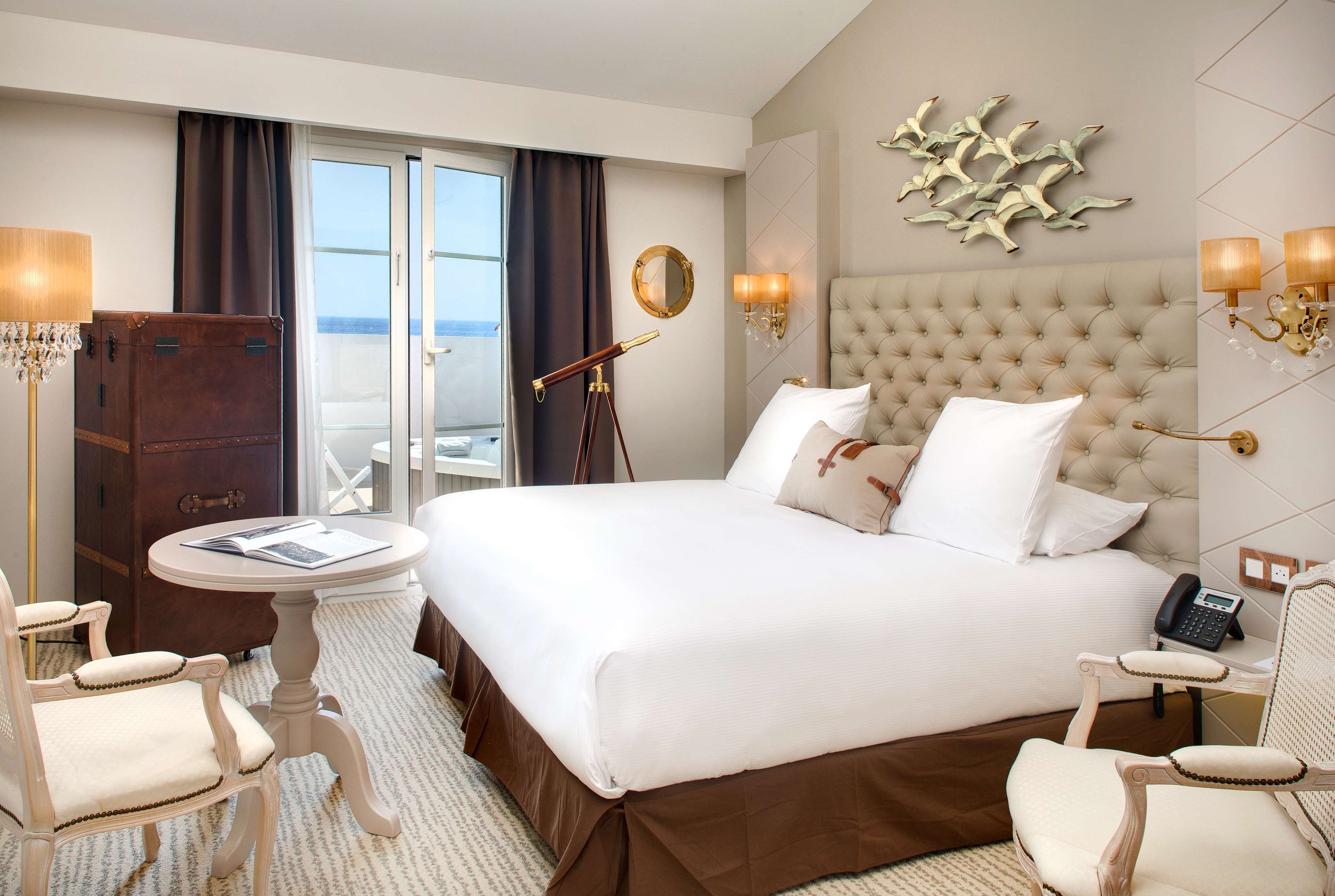 Grand Hotel des Sablettes Plage, Curio Collection by Hilton by null