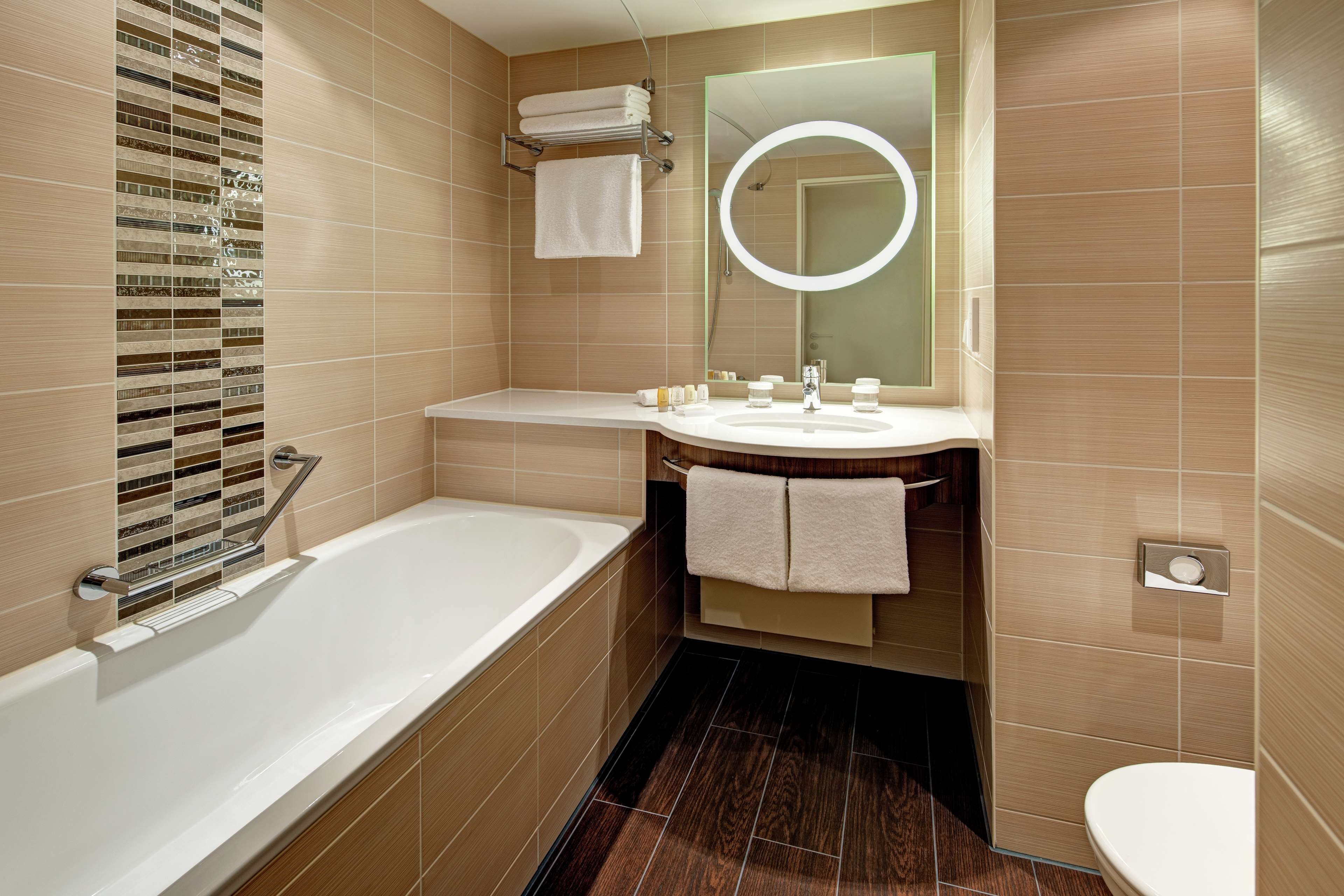 Hilton Frankfurt Airport by null