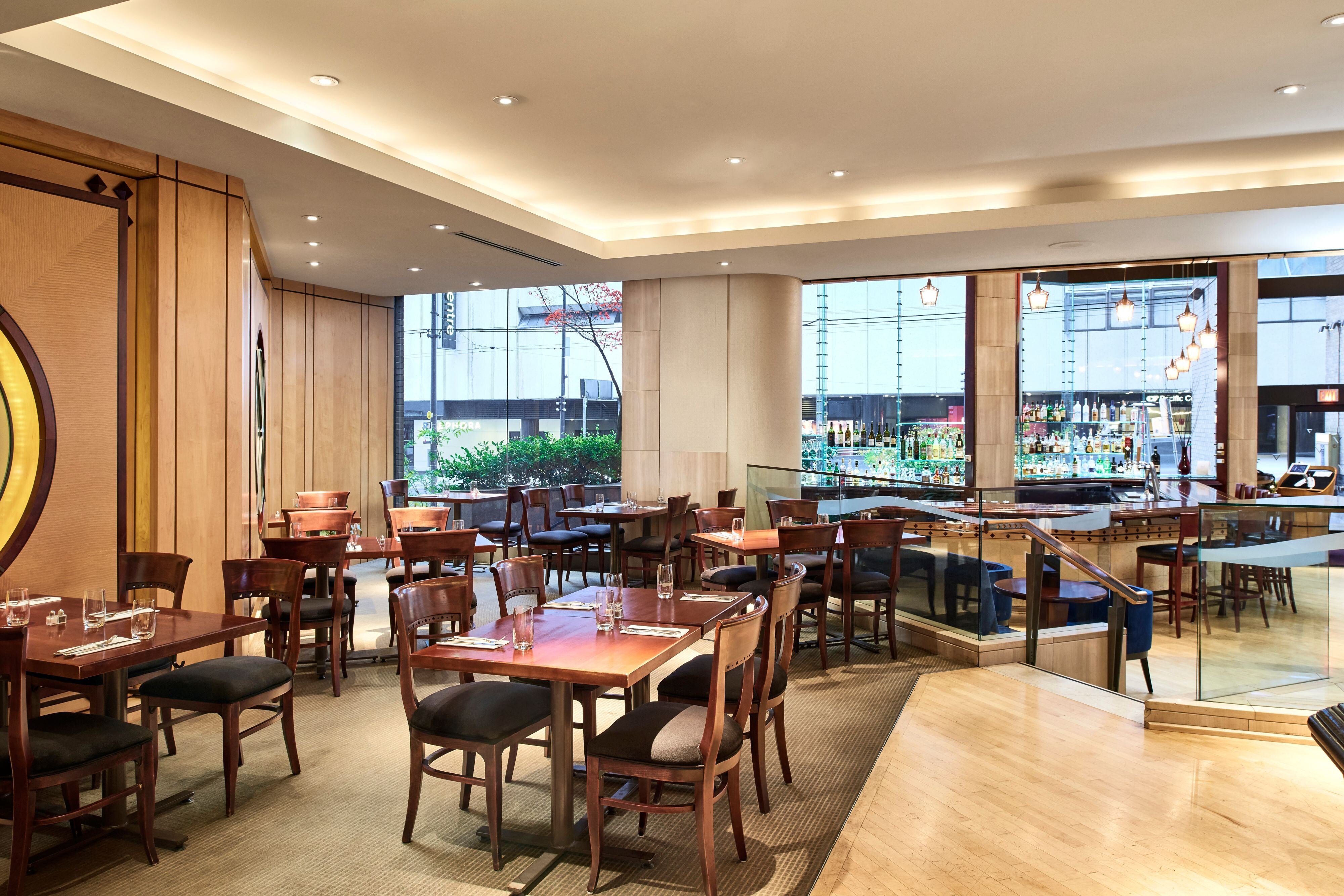 Metropolitan Hotel Vancouver by null