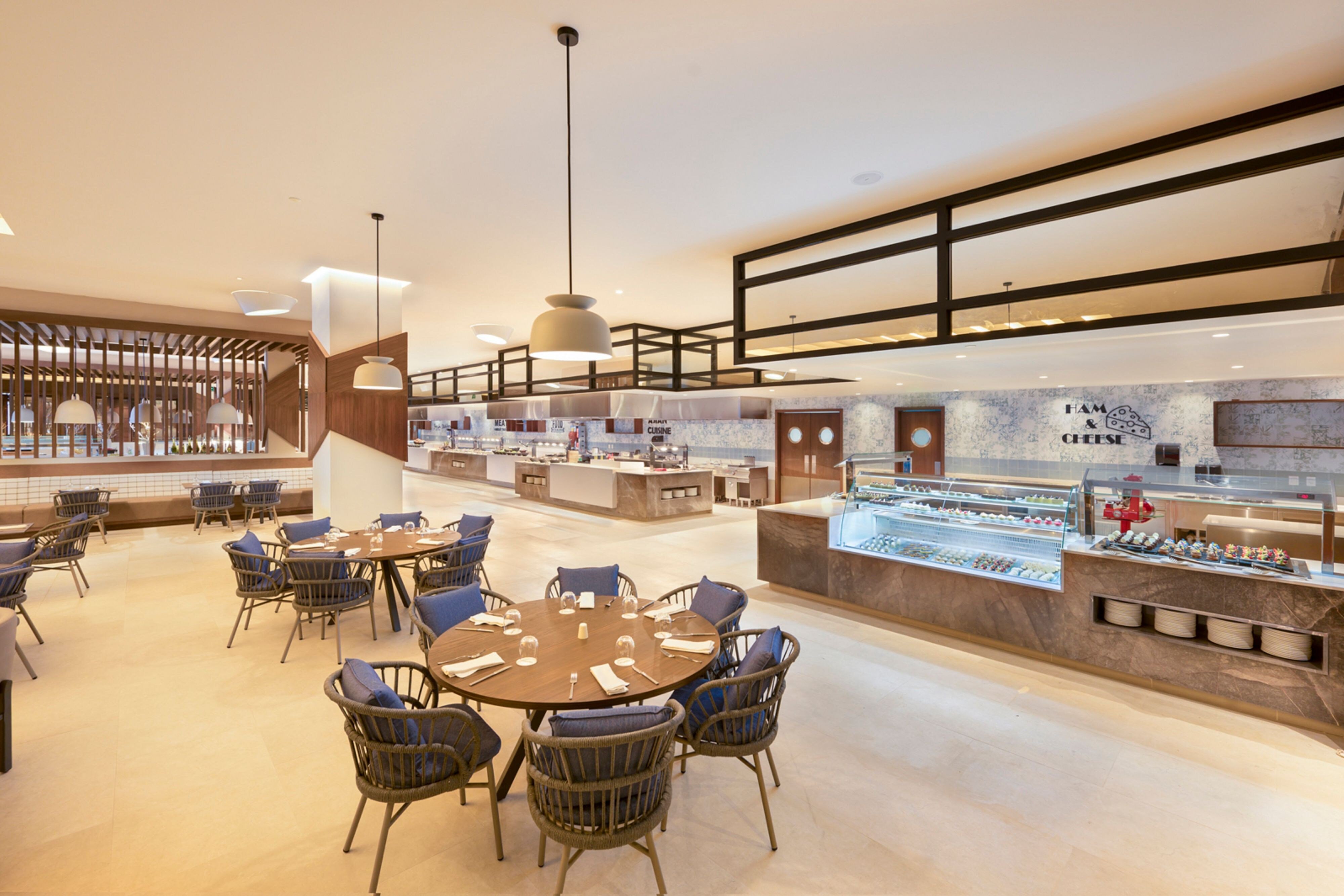 Royalton Splash Riviera Cancun, An Autograph Collection All-Inclusive Resort by null