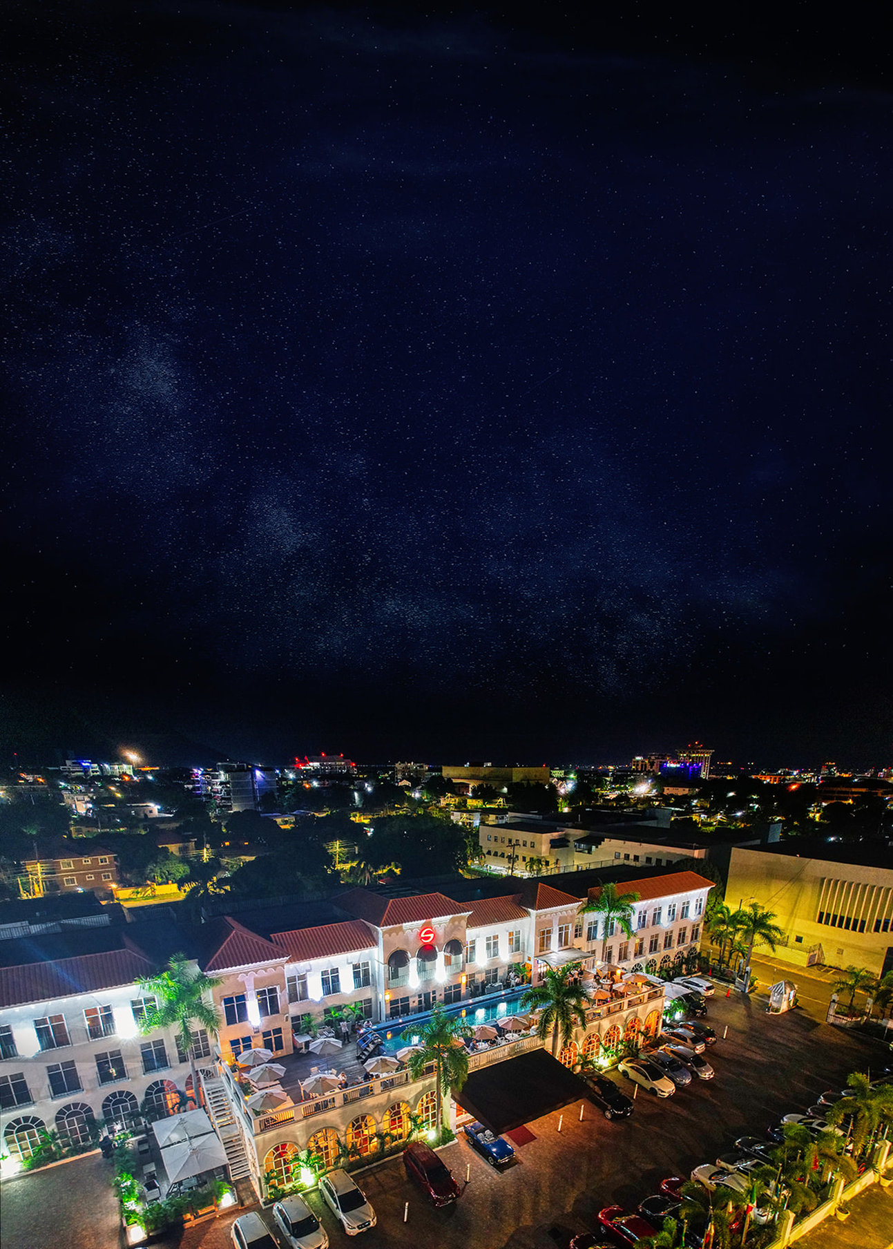 S Hotel Kingston by null