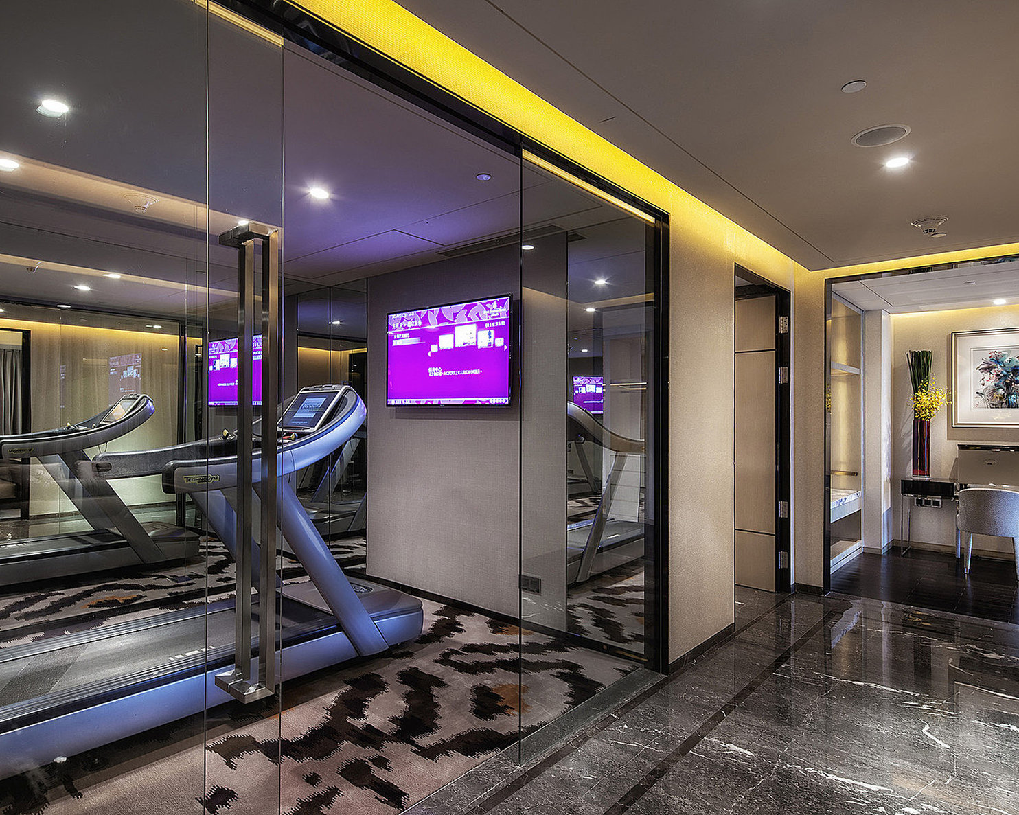 Four Seasons Hotel Shenzhen by null