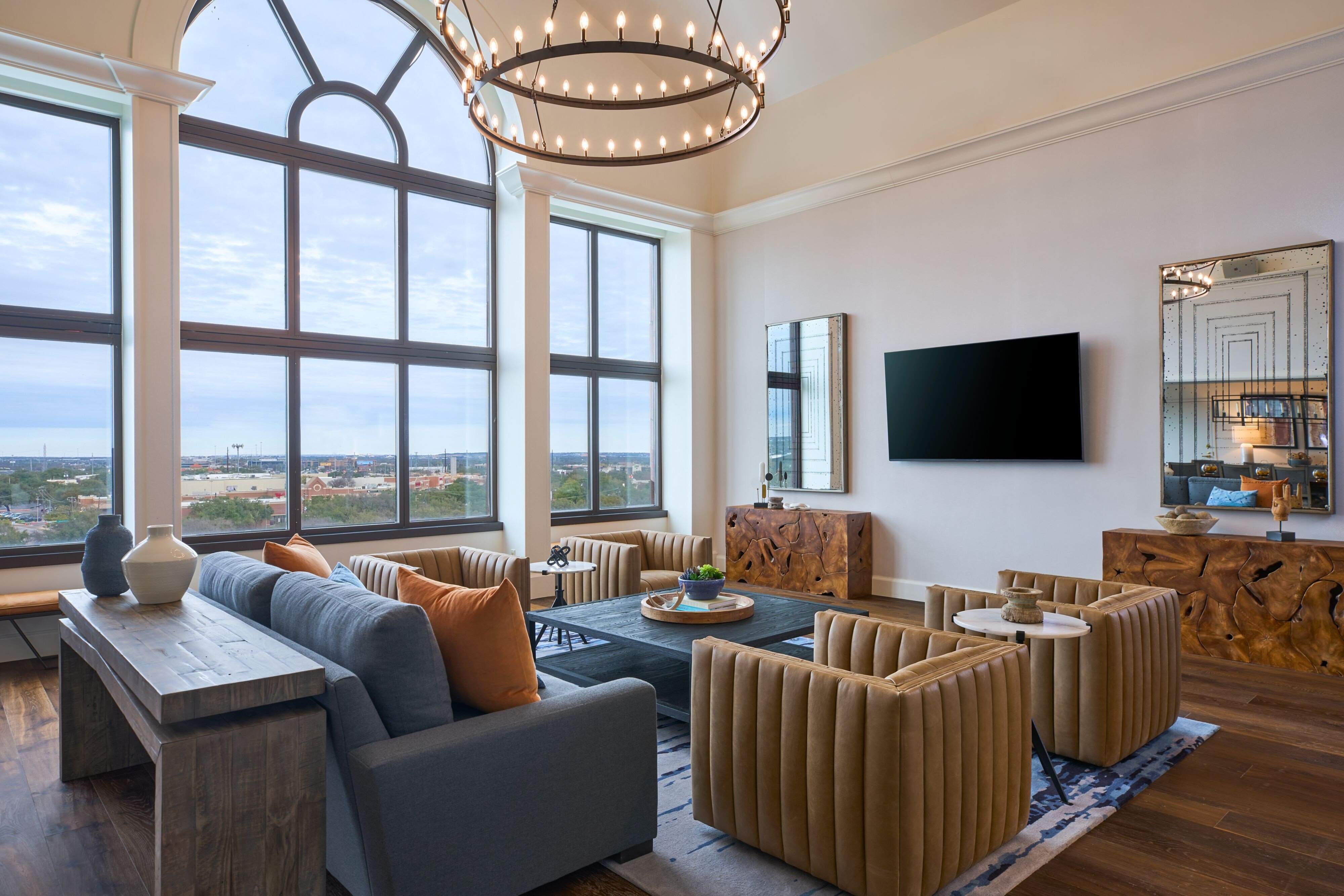 Renaissance Austin Hotel by null