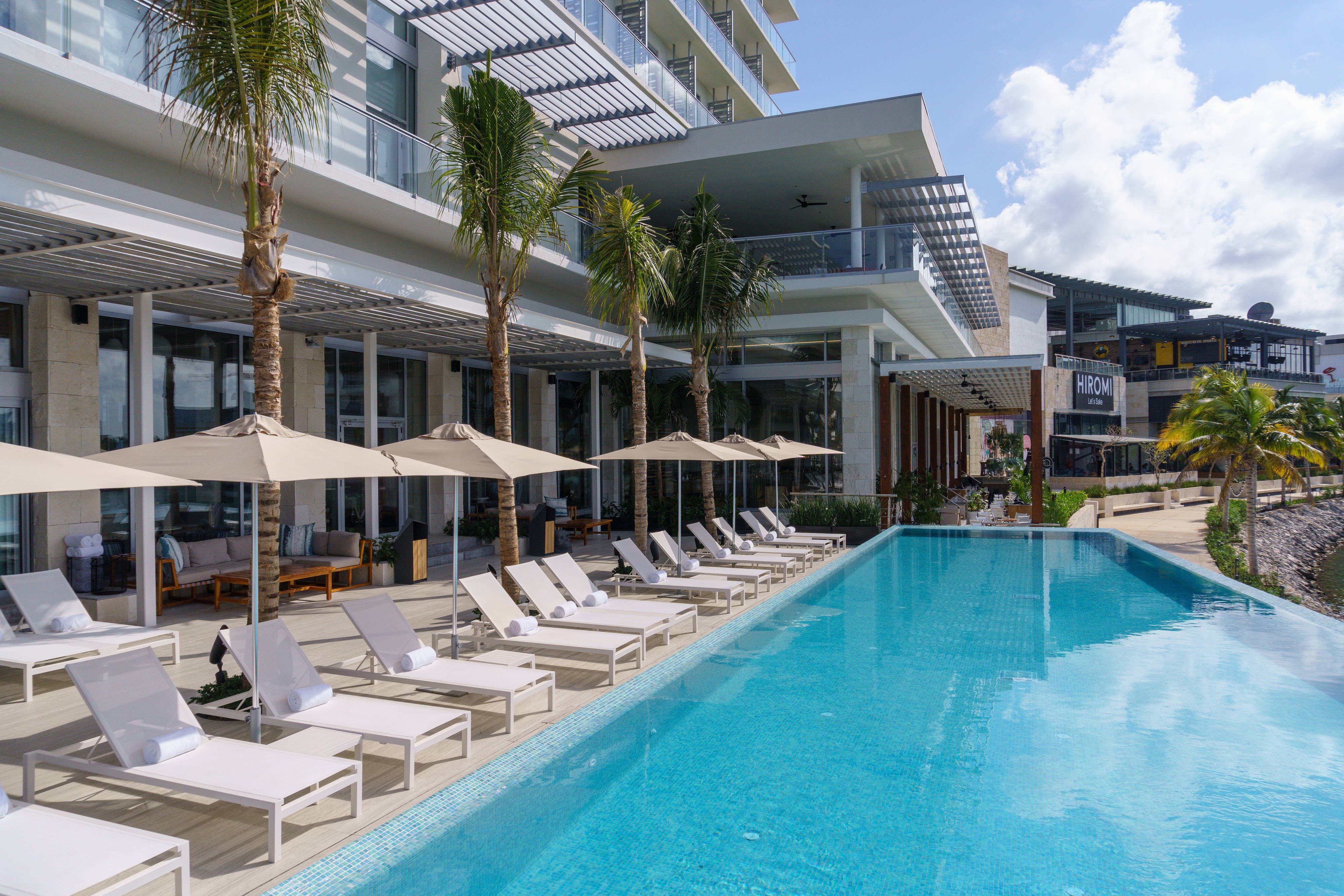 Renaissance Cancun Resort & Marina by null
