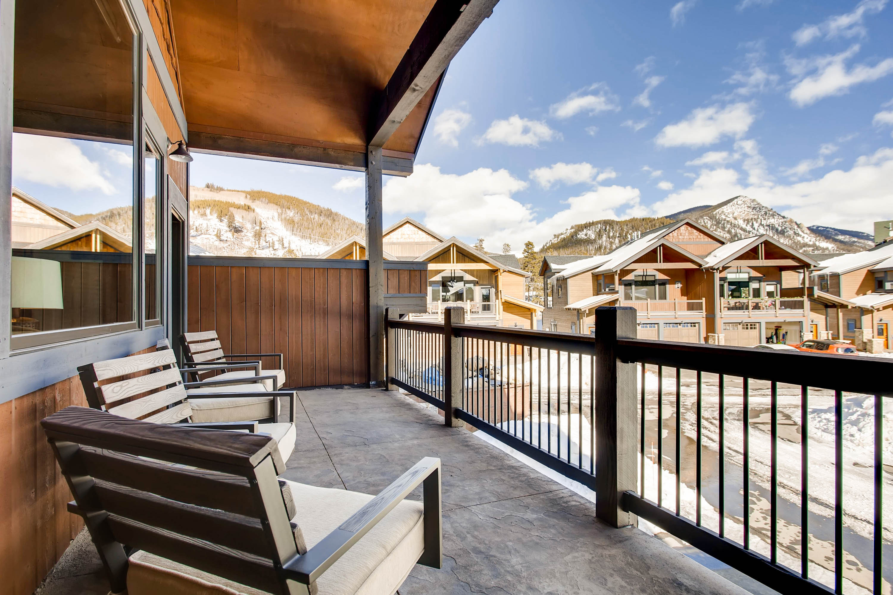 39 River Run Townhomes by null