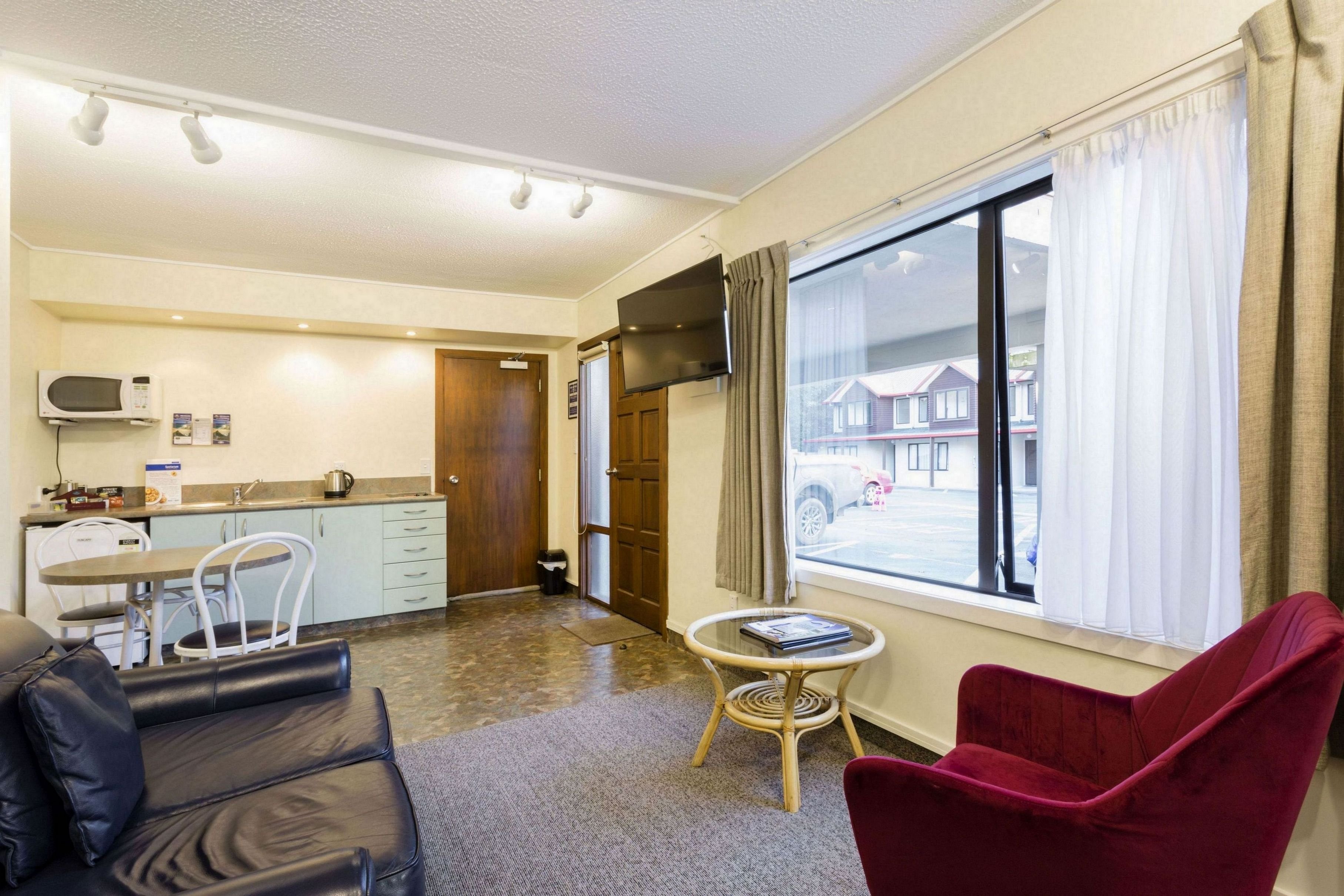 755 Regal Court Motel Dunedin by null