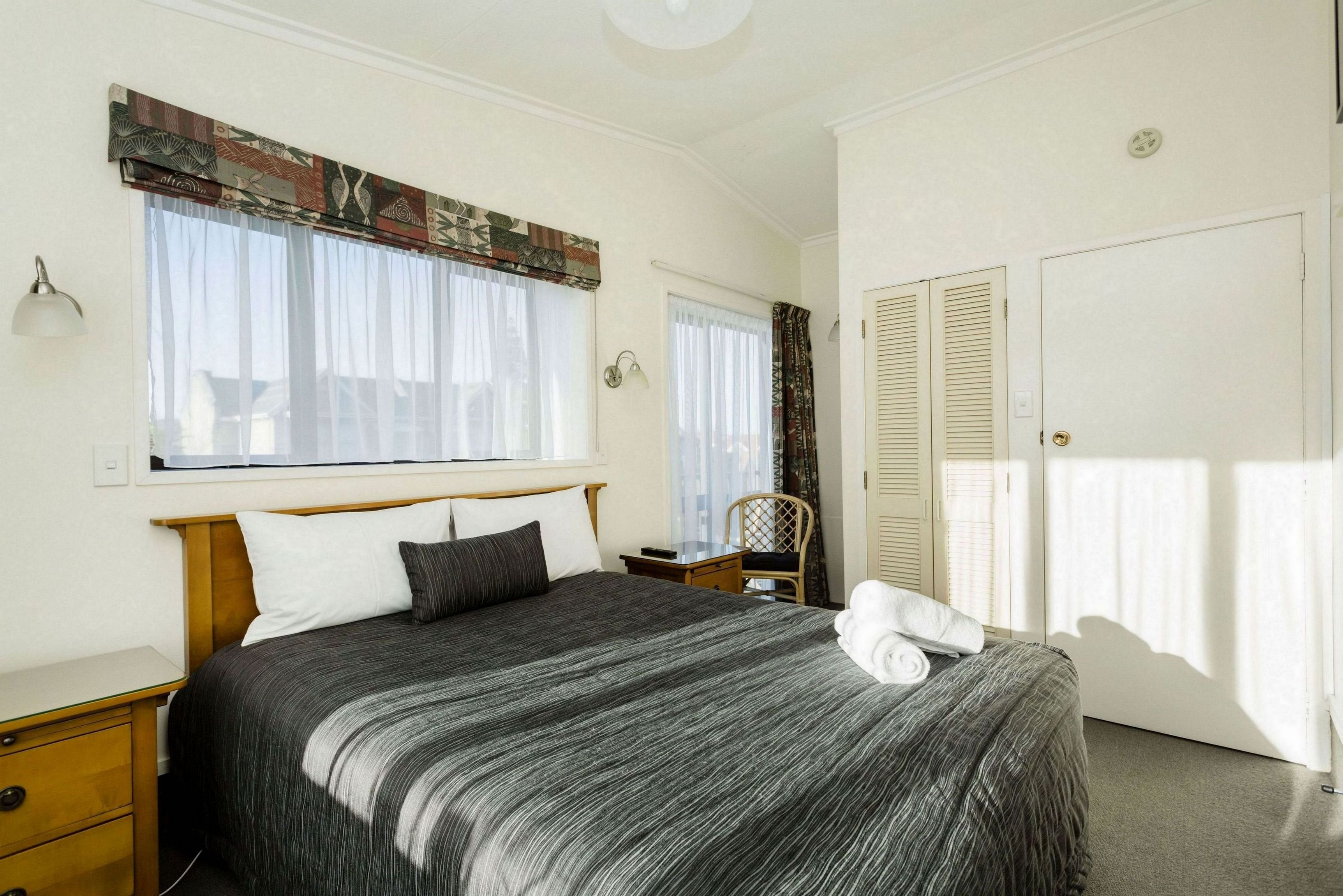 755 Regal Court Motel Dunedin by null