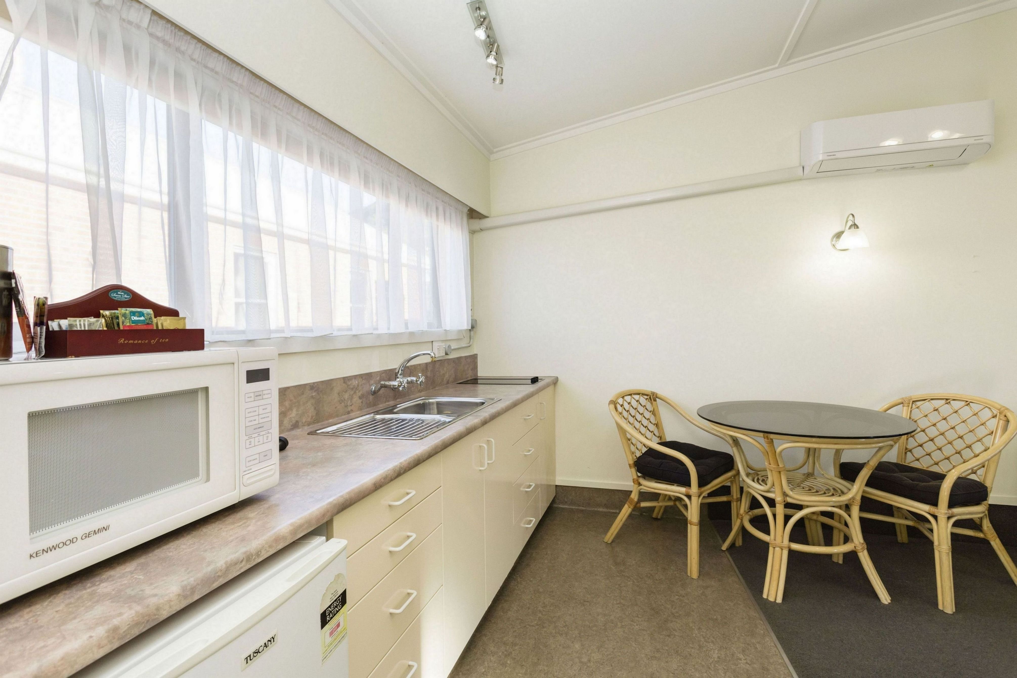 755 Regal Court Motel Dunedin by null