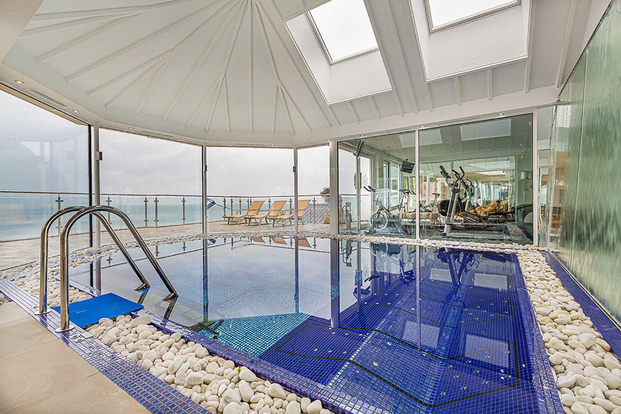 Cary Arms & Spa by null