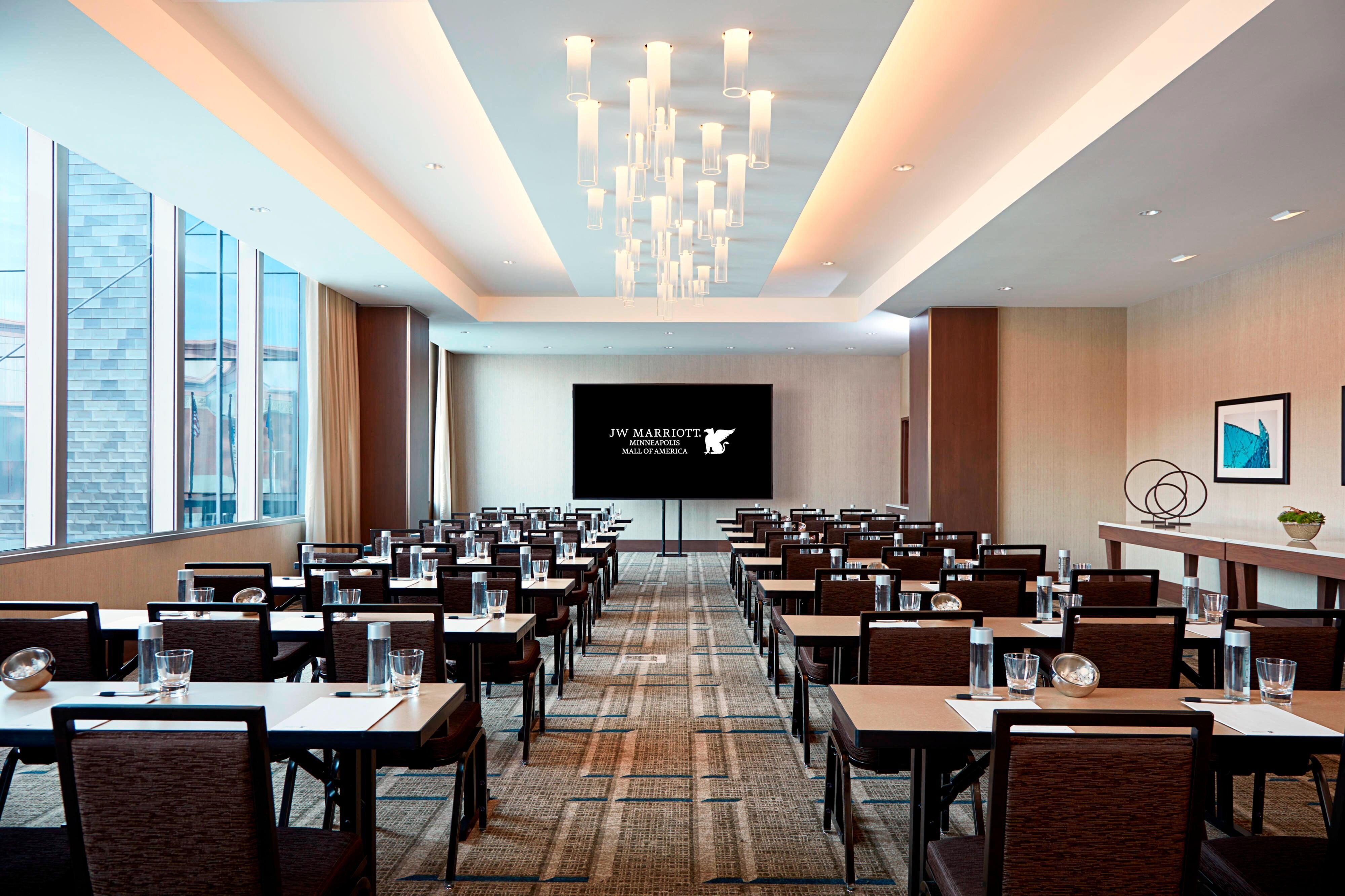 JW Marriott Minneapolis Mall of America by null