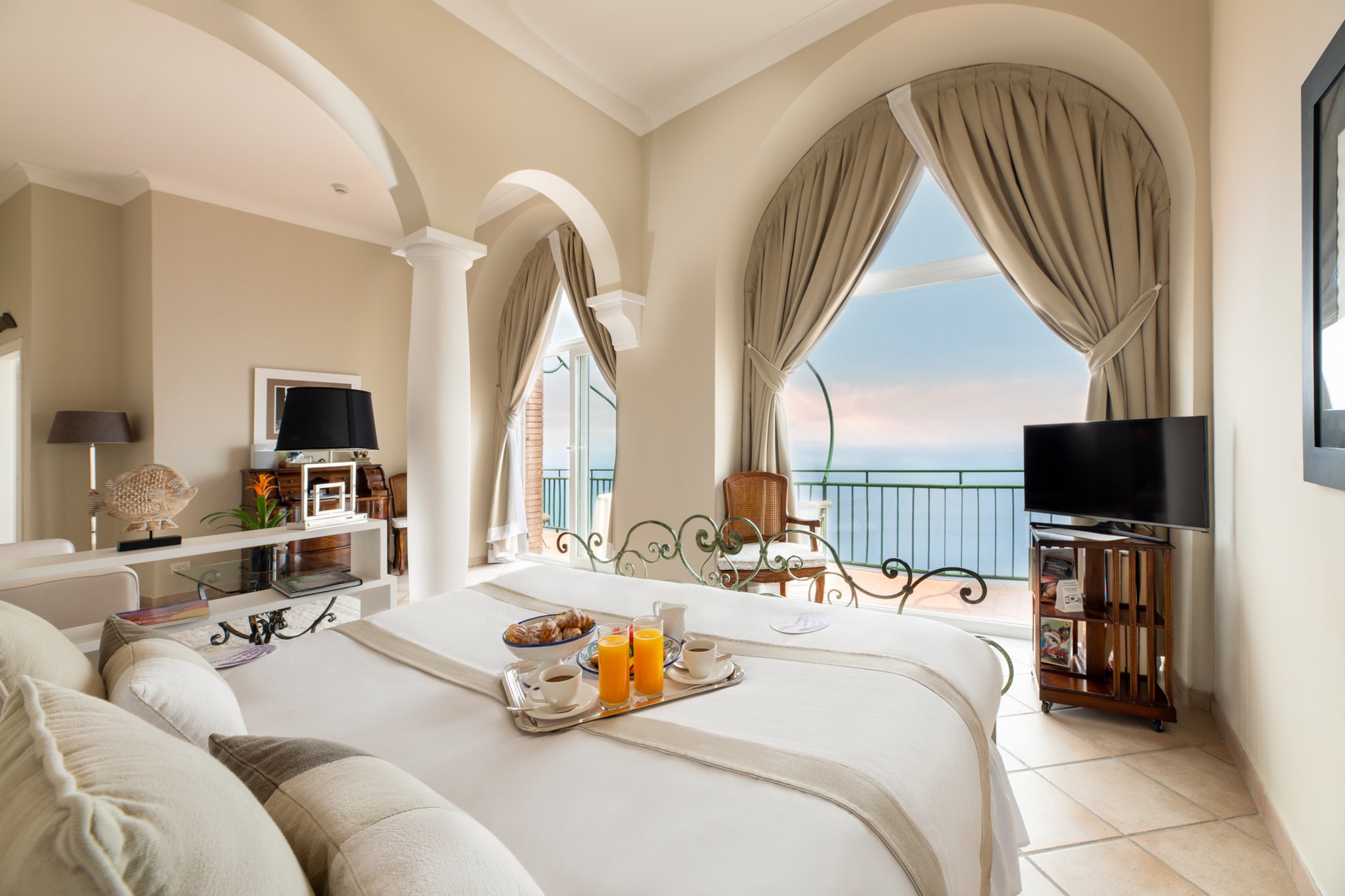 Hotel Caesar Augustus by null