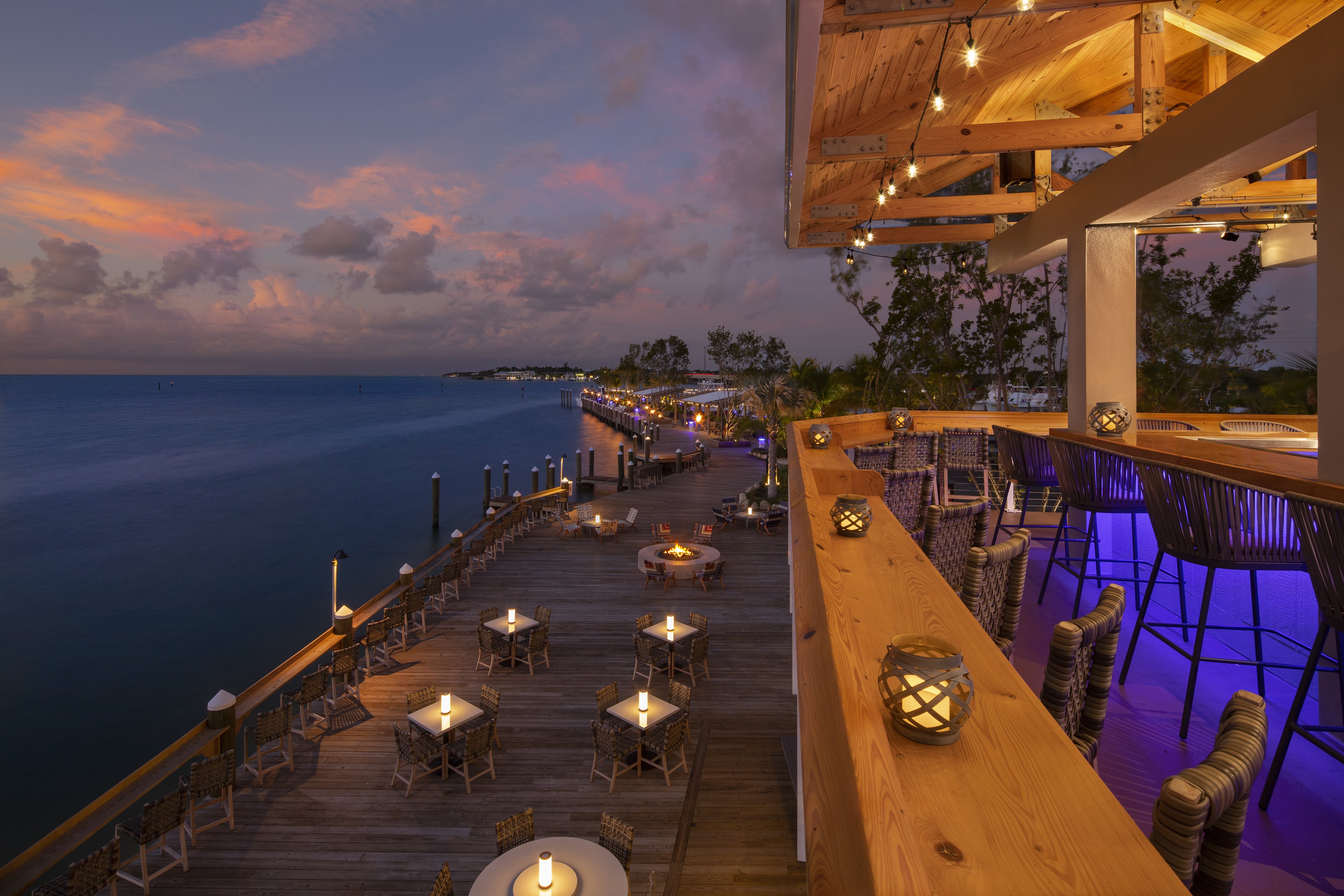 Postcard Inn Beach Resort and Marina by null