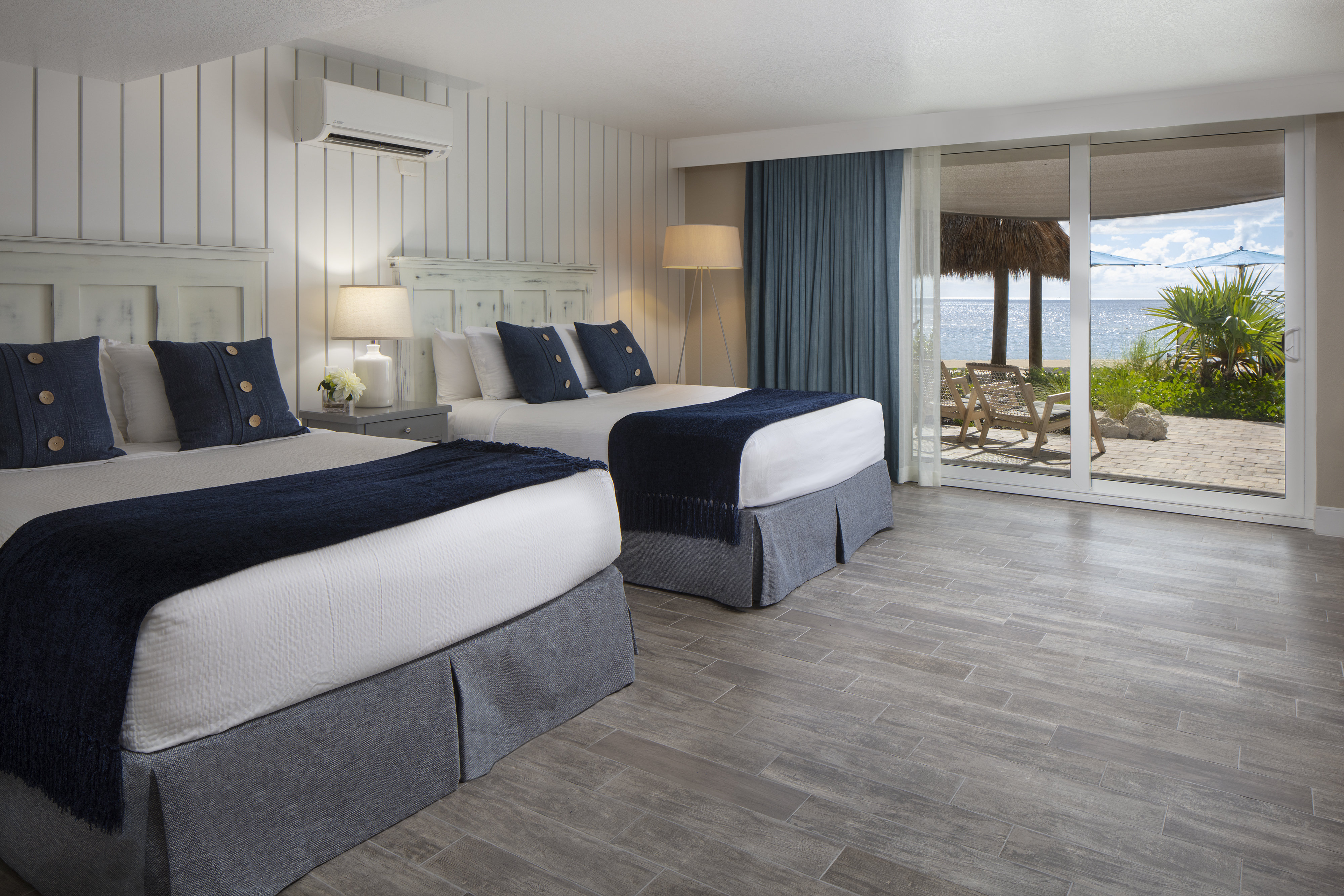 Postcard Inn Beach Resort and Marina by null