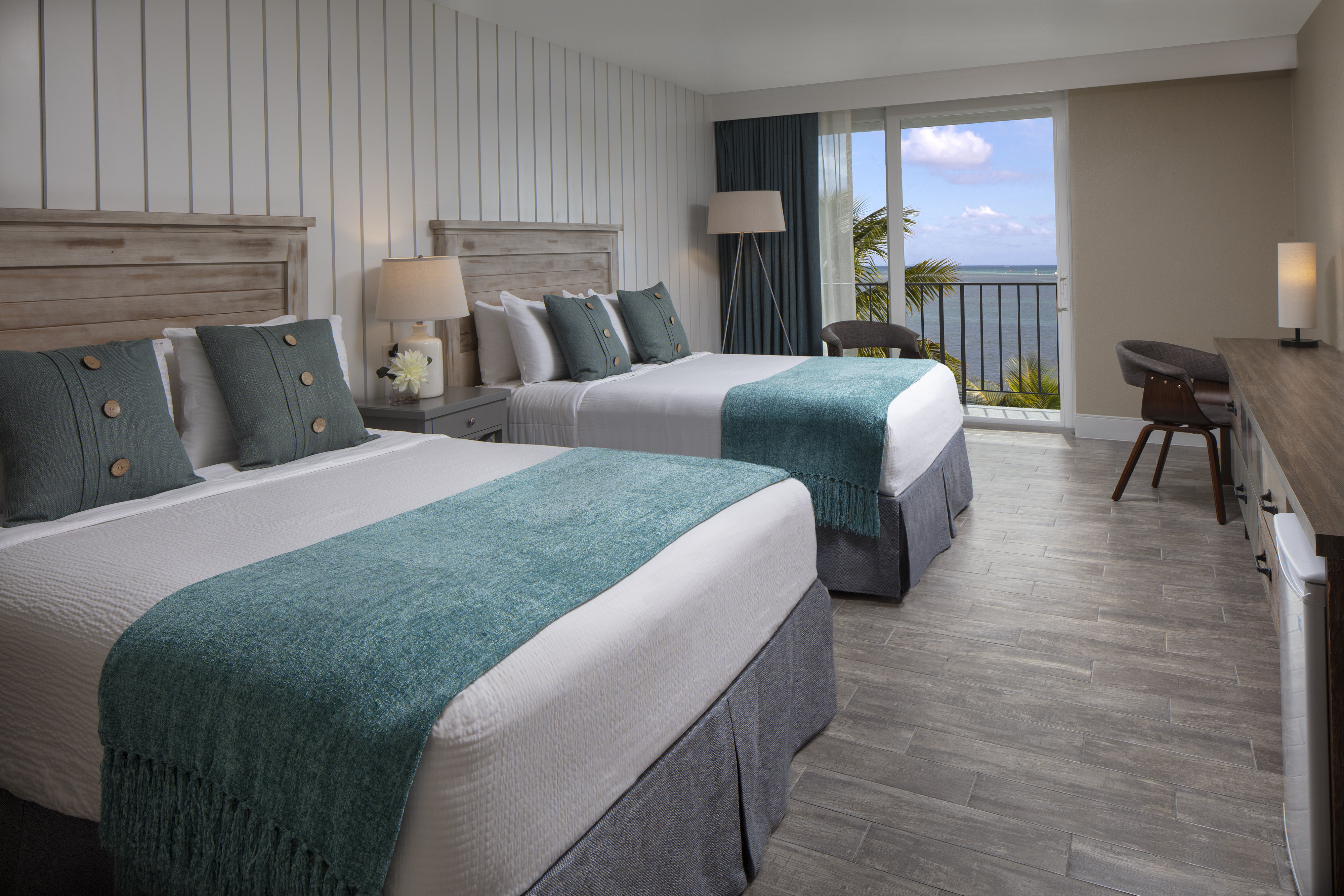 Postcard Inn Beach Resort and Marina by null
