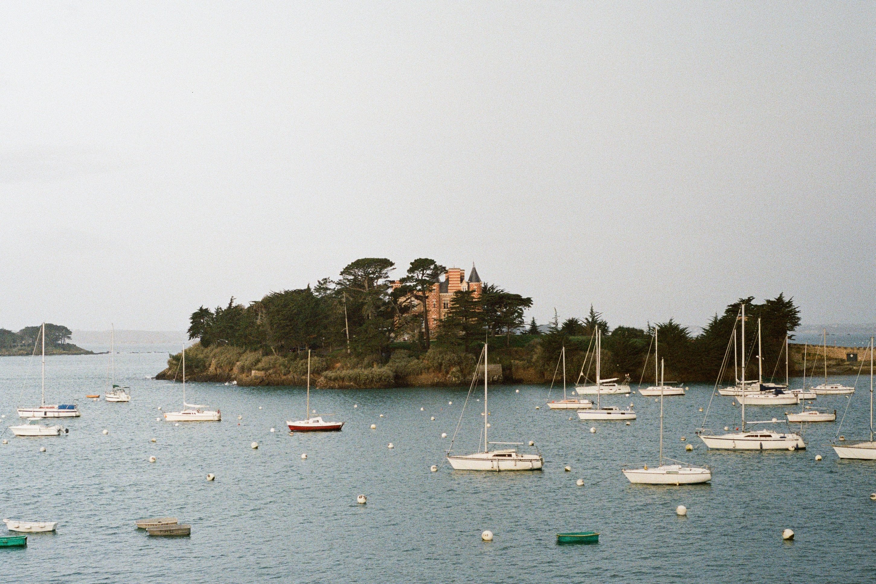 Hôtel Le Nessay, slh by null