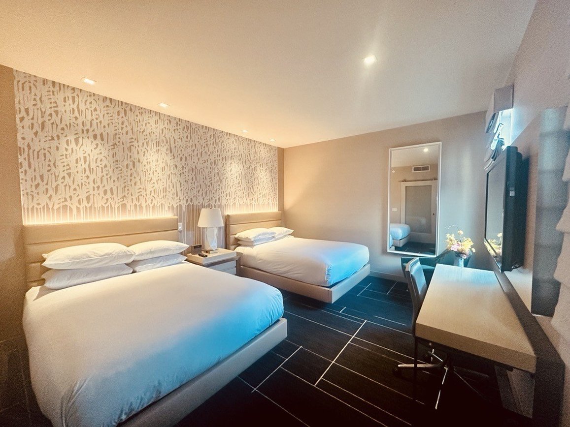 Kimpton Hotel Wilshire by null