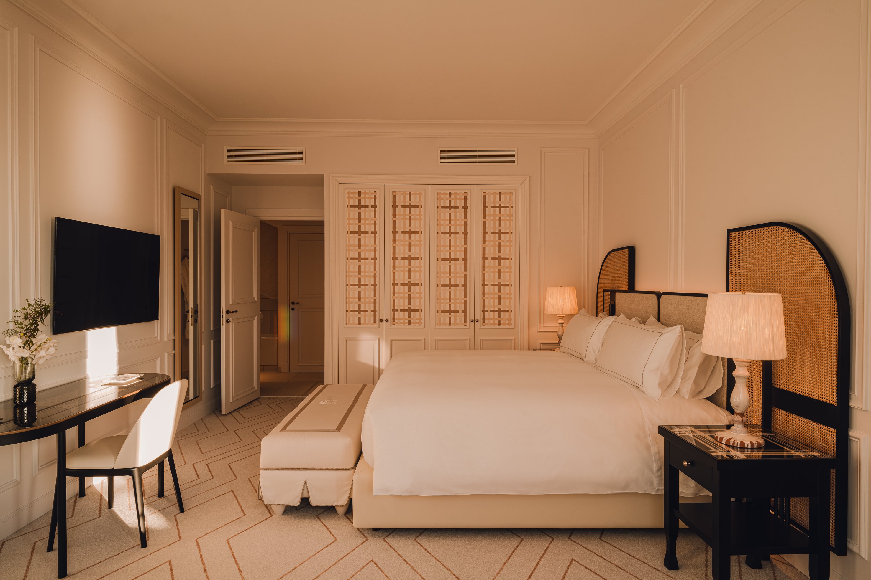 Carlton Cannes, a Regent Hotel by null