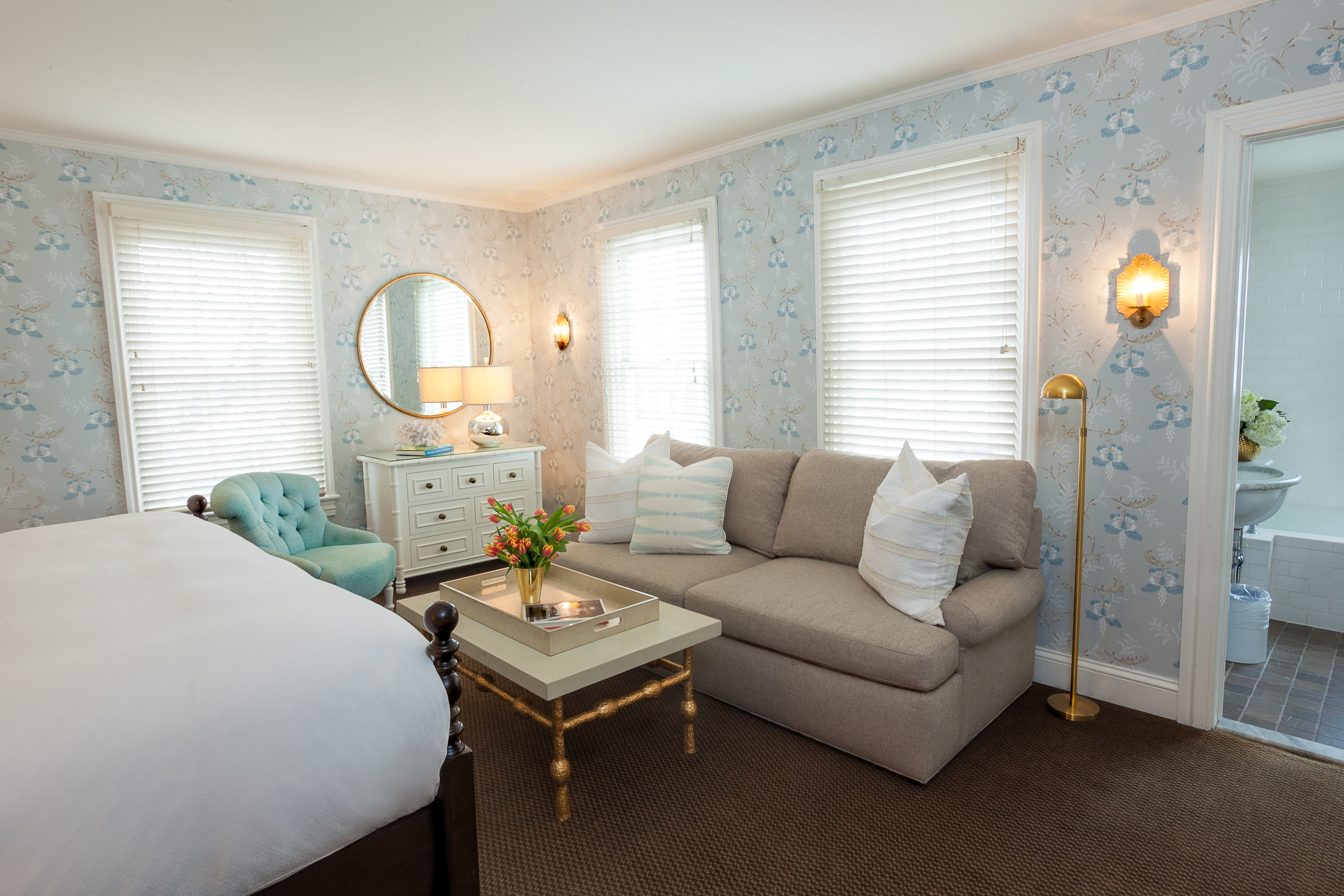 Virginia Hotel & Cottages by null