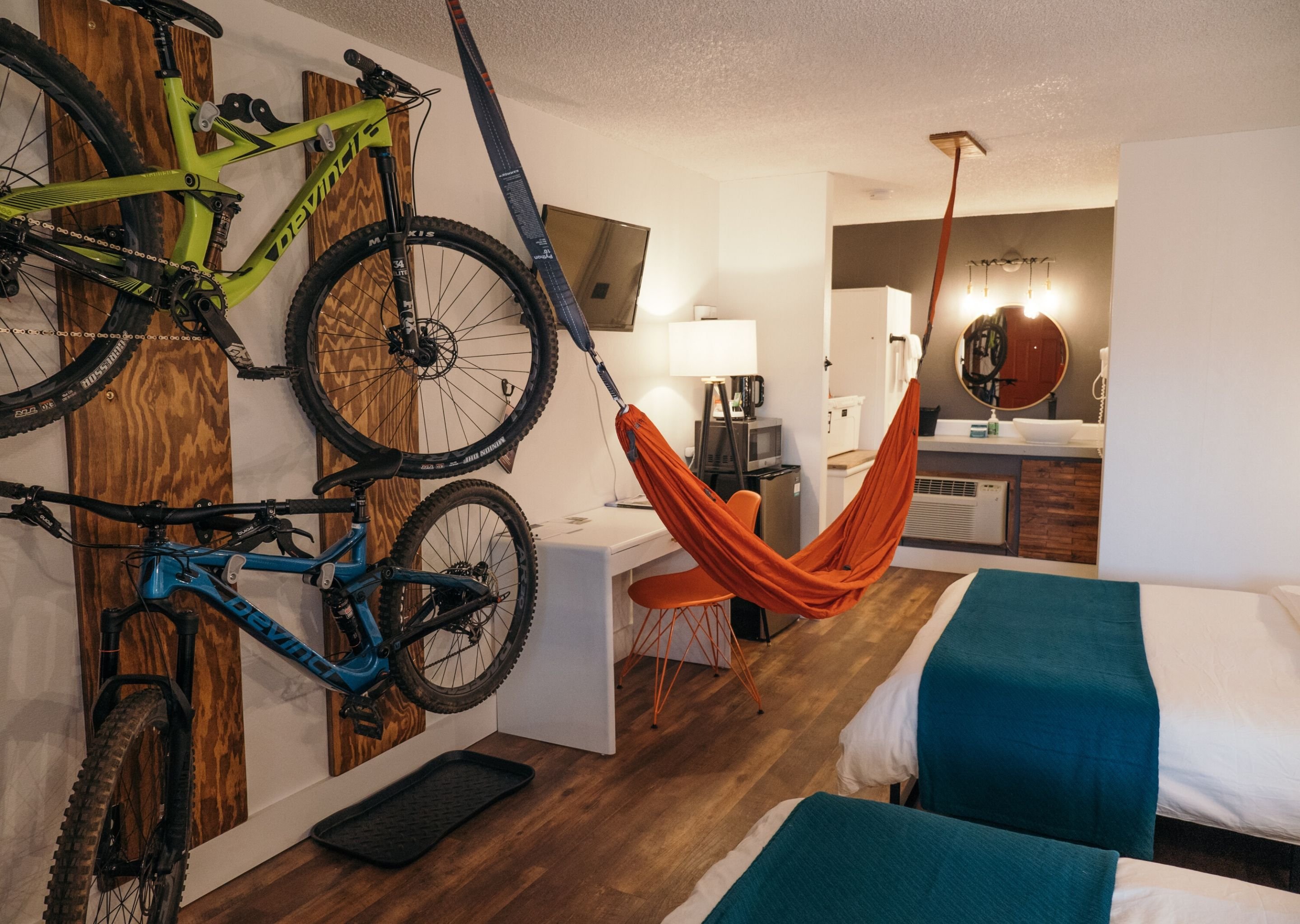 LOGE Bend by null